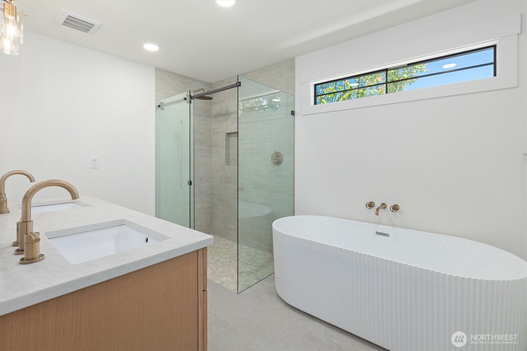 7743 Seward Park Avenue Property Photo 13