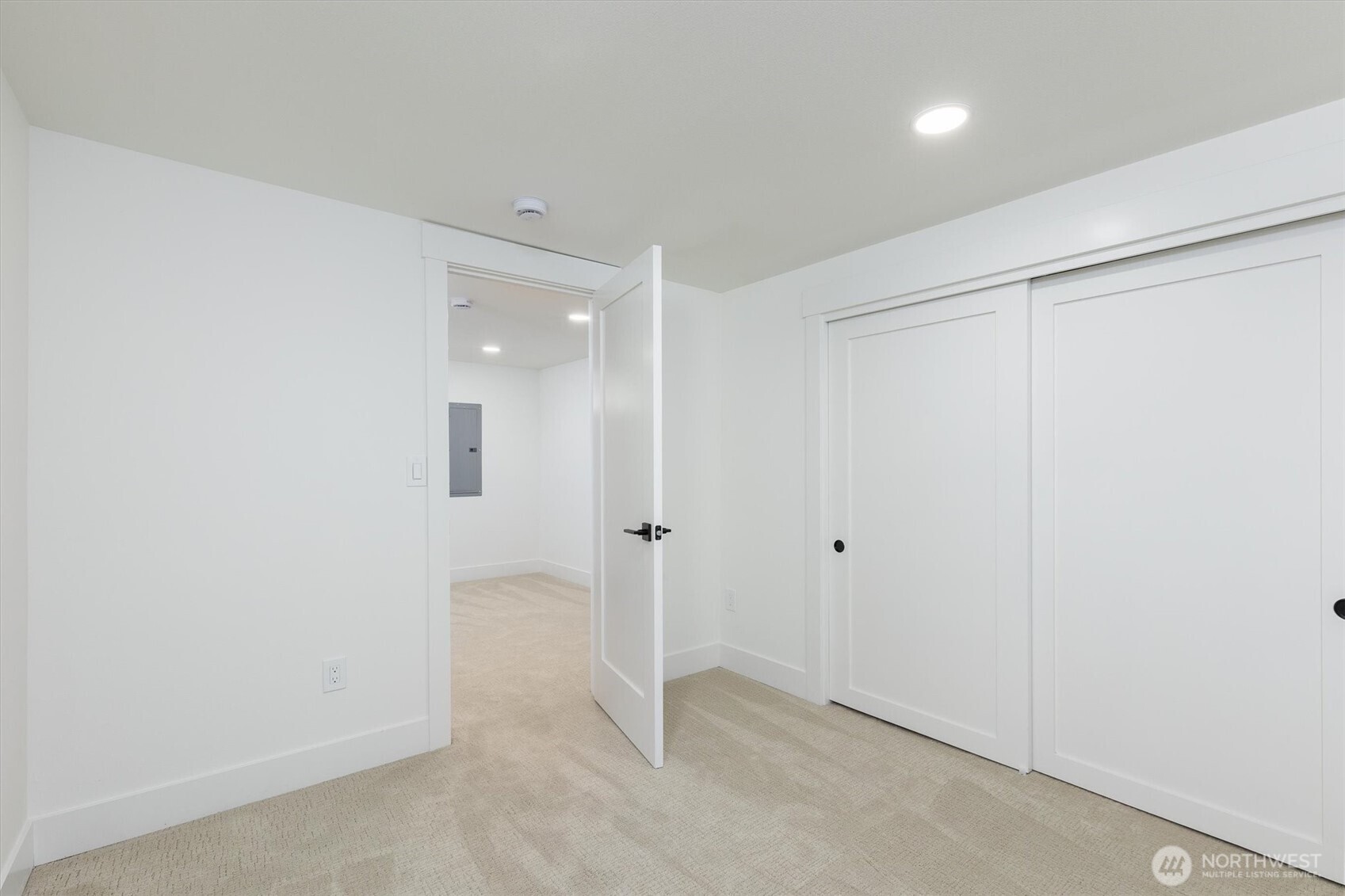 7743 Seward Park Avenue Property Photo 19