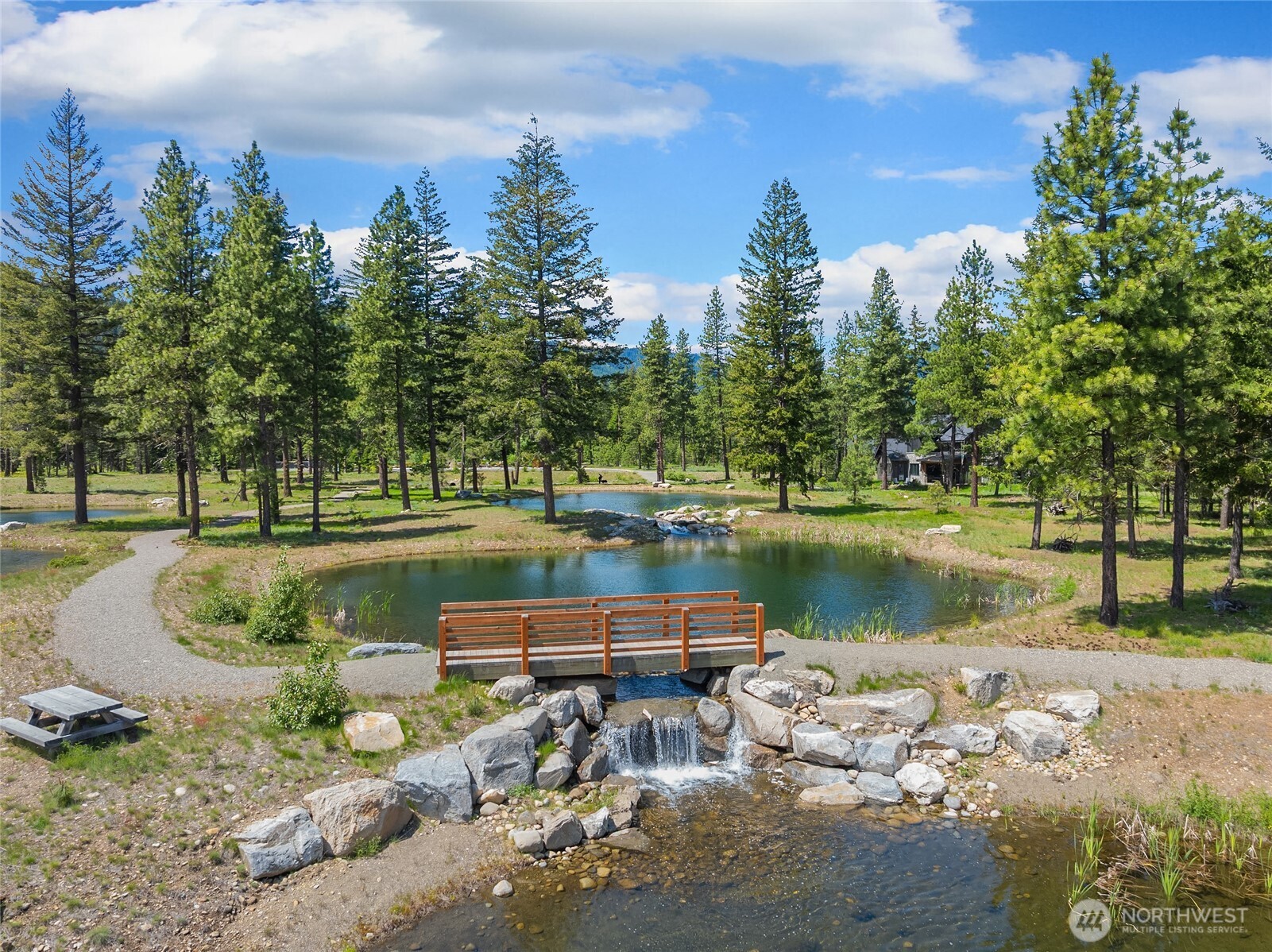 18 Domerie Park Loop Property Photo 25