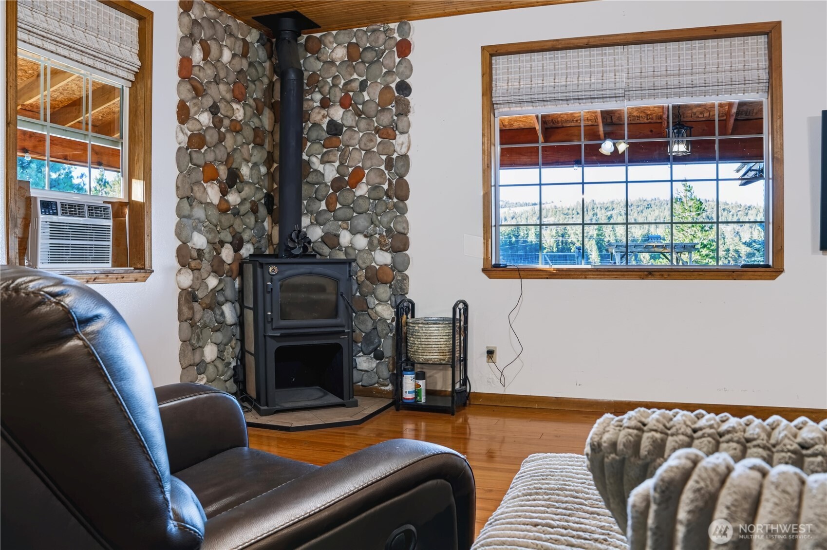 155 Tamarack Road Property Photo 8