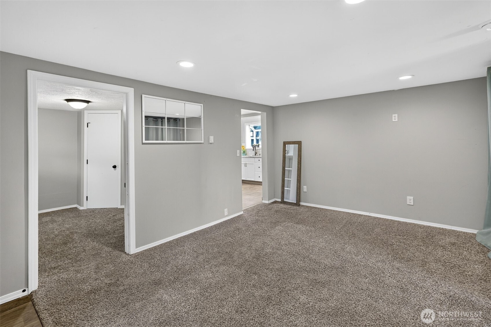 28605 Ne Reilly Road Property Photo 6