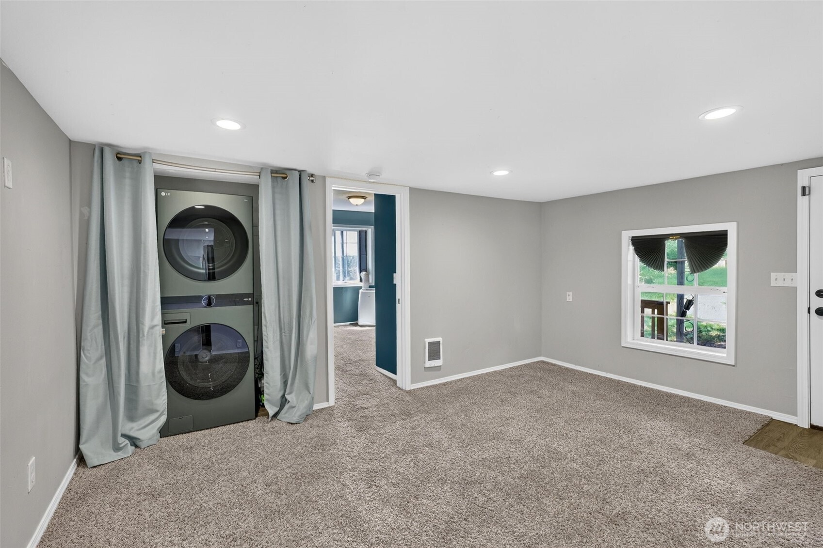 28605 Ne Reilly Road Property Photo 9