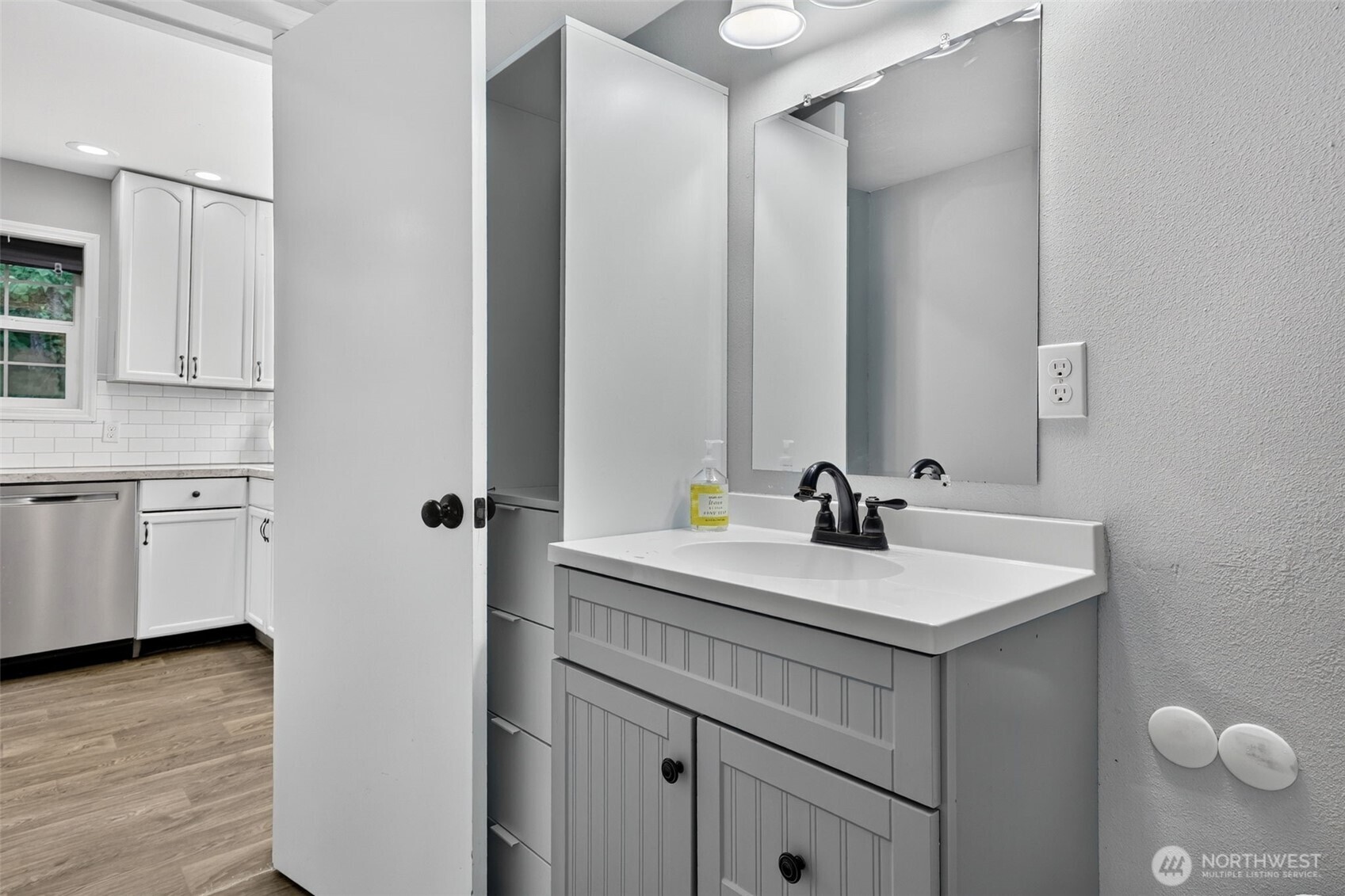 28605 Ne Reilly Road Property Photo 15