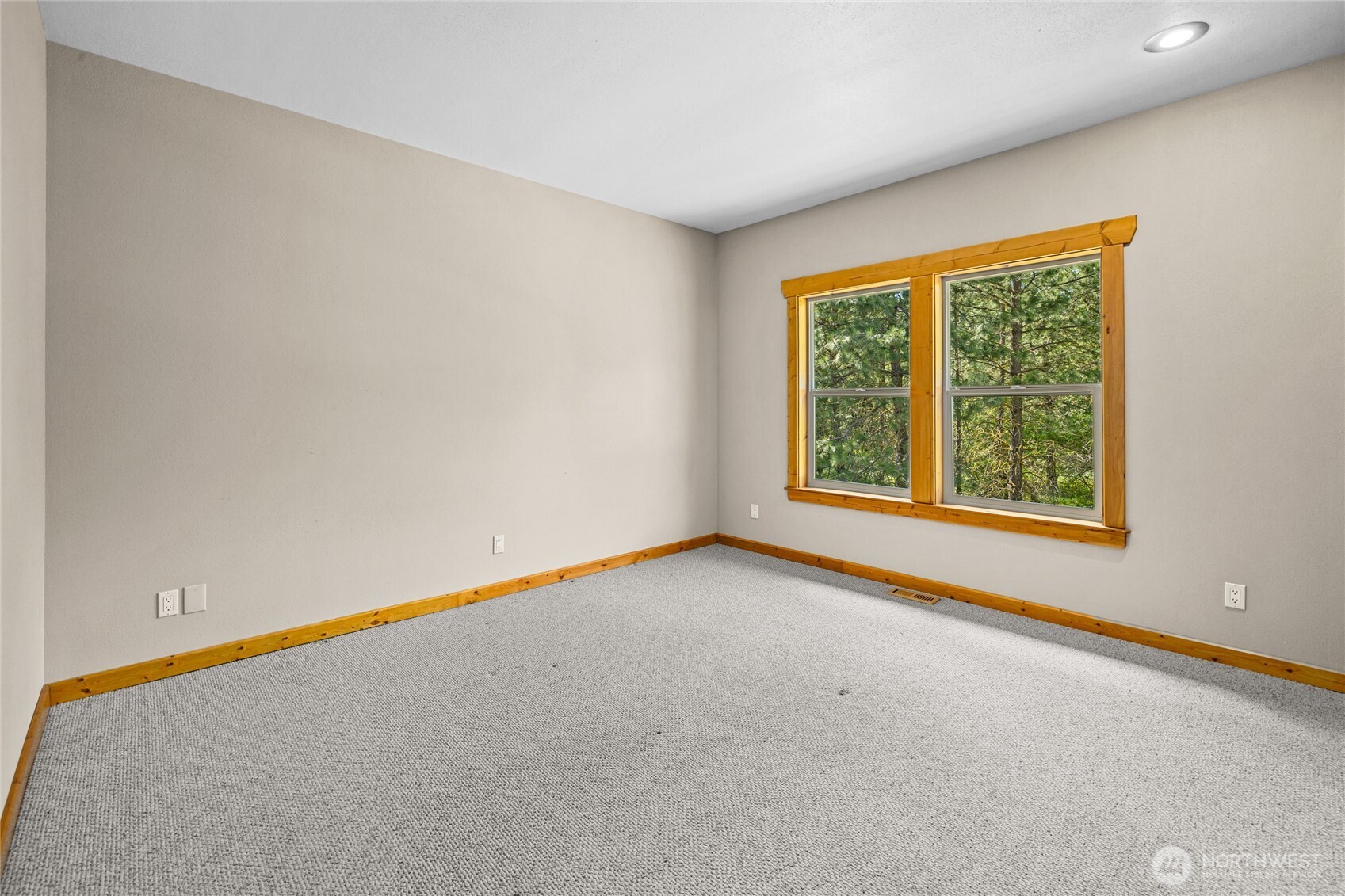 4201 Westside Road Property Photo 12
