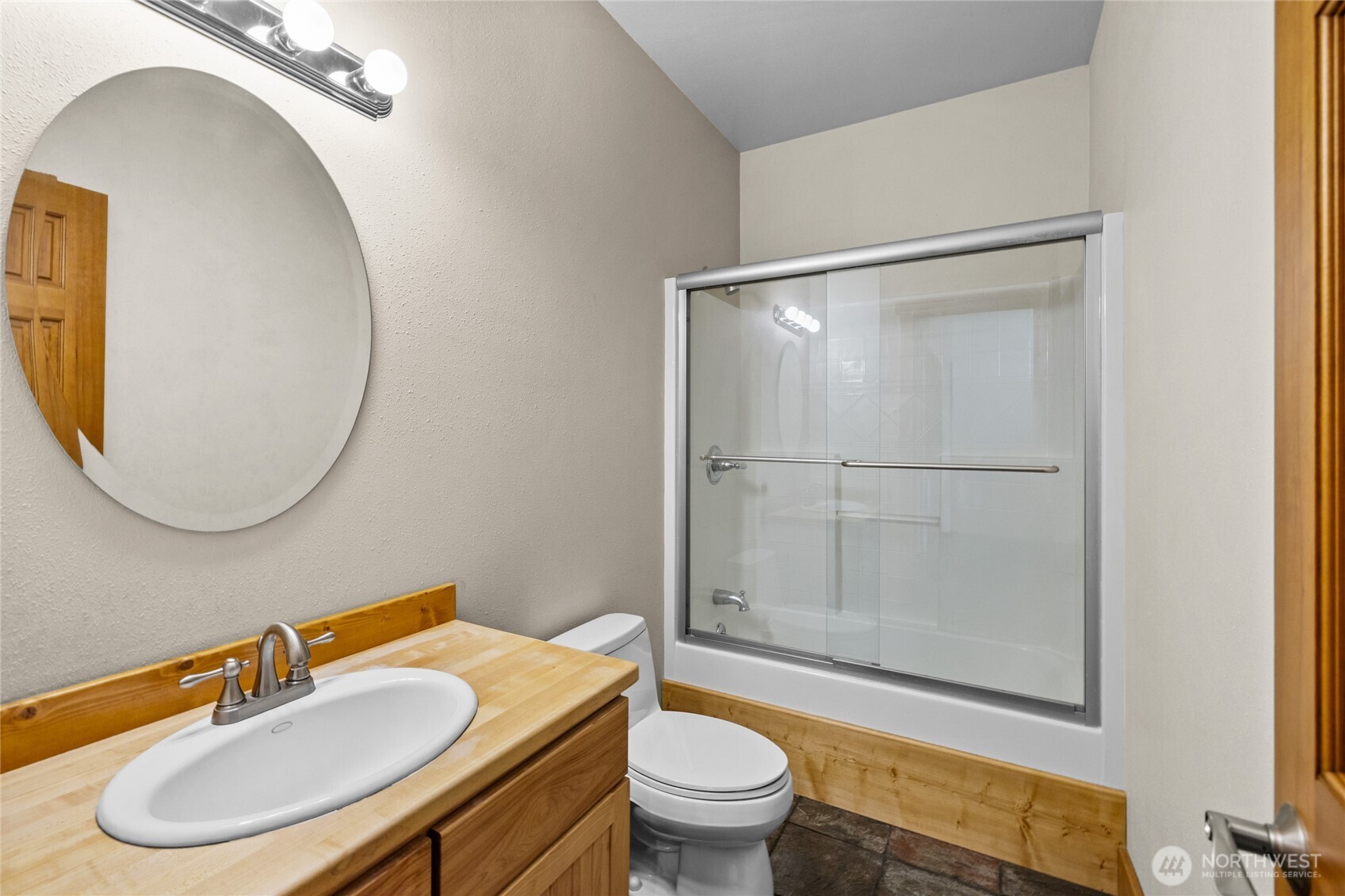 4201 Westside Road Property Photo 17