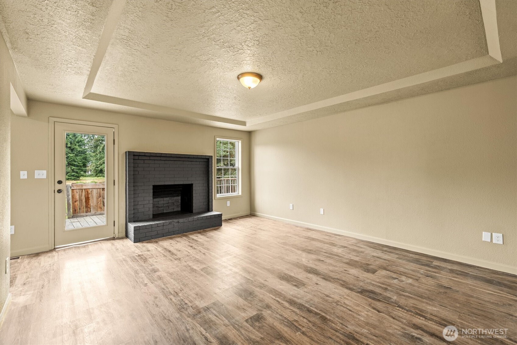 4657 Ohio Street Property Photo 10