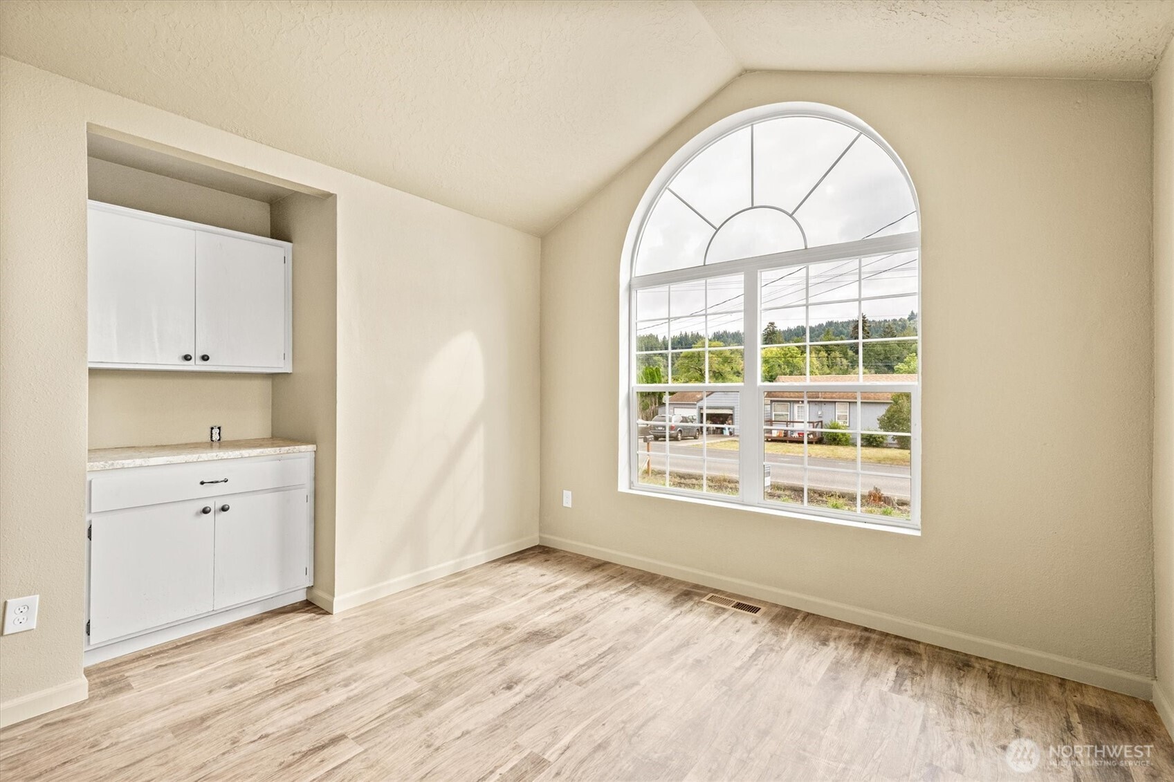 4657 Ohio Street Property Photo 16