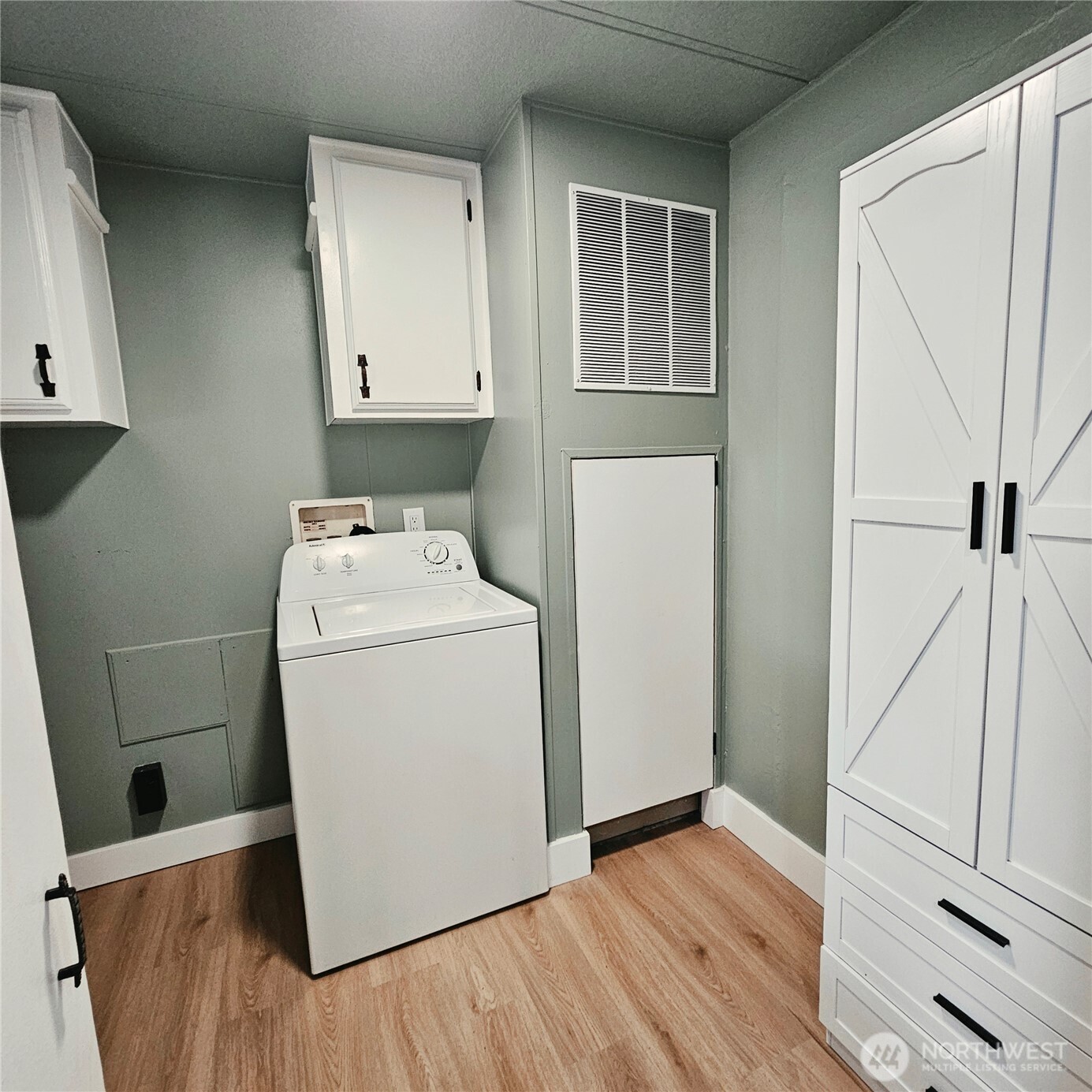 914 Nottingham Drive Property Photo 25