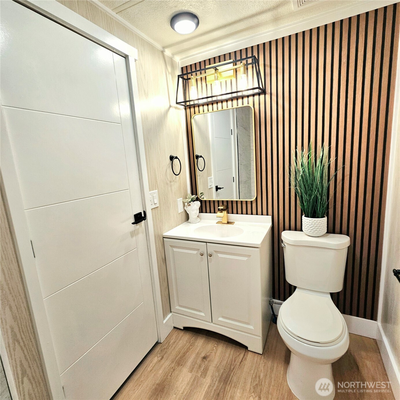 914 Nottingham Drive Property Photo 27