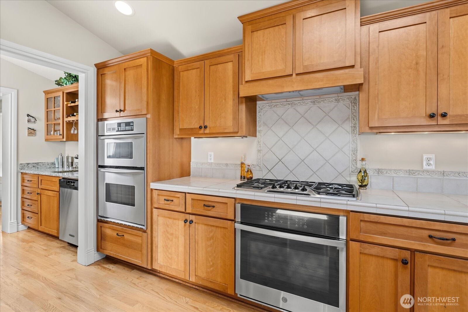 809 Driftwood Place Property Photo 11