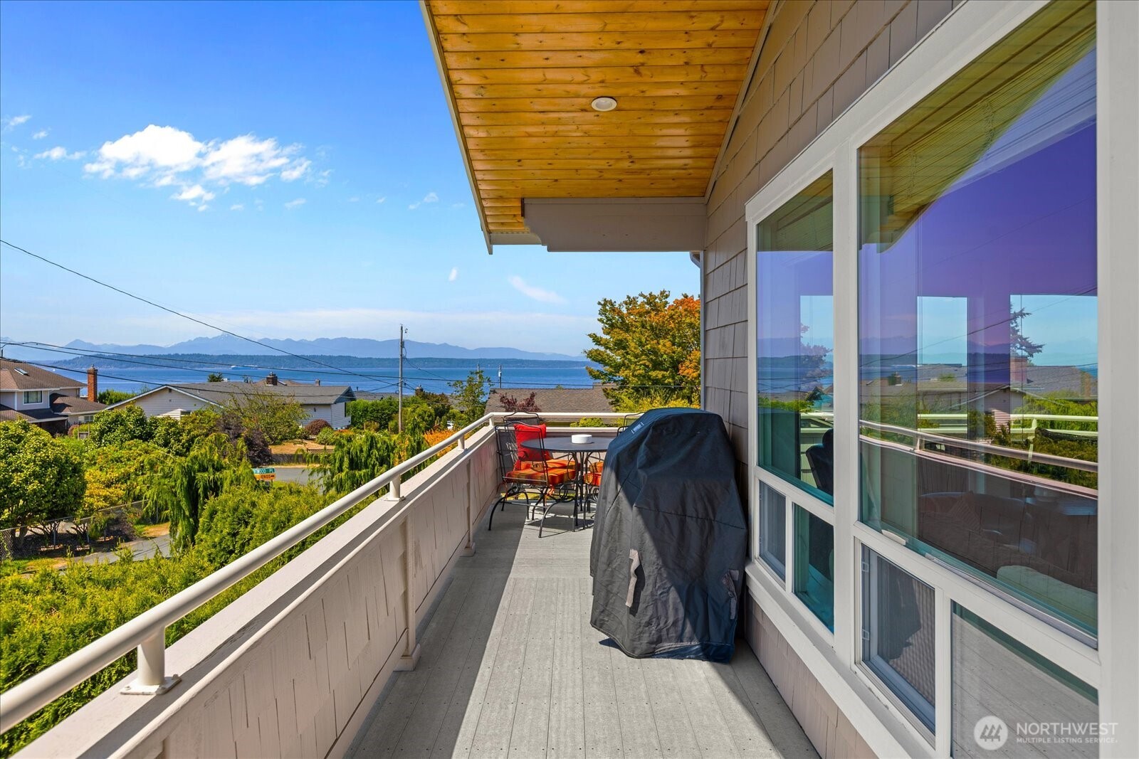 809 Driftwood Place Property Photo 13