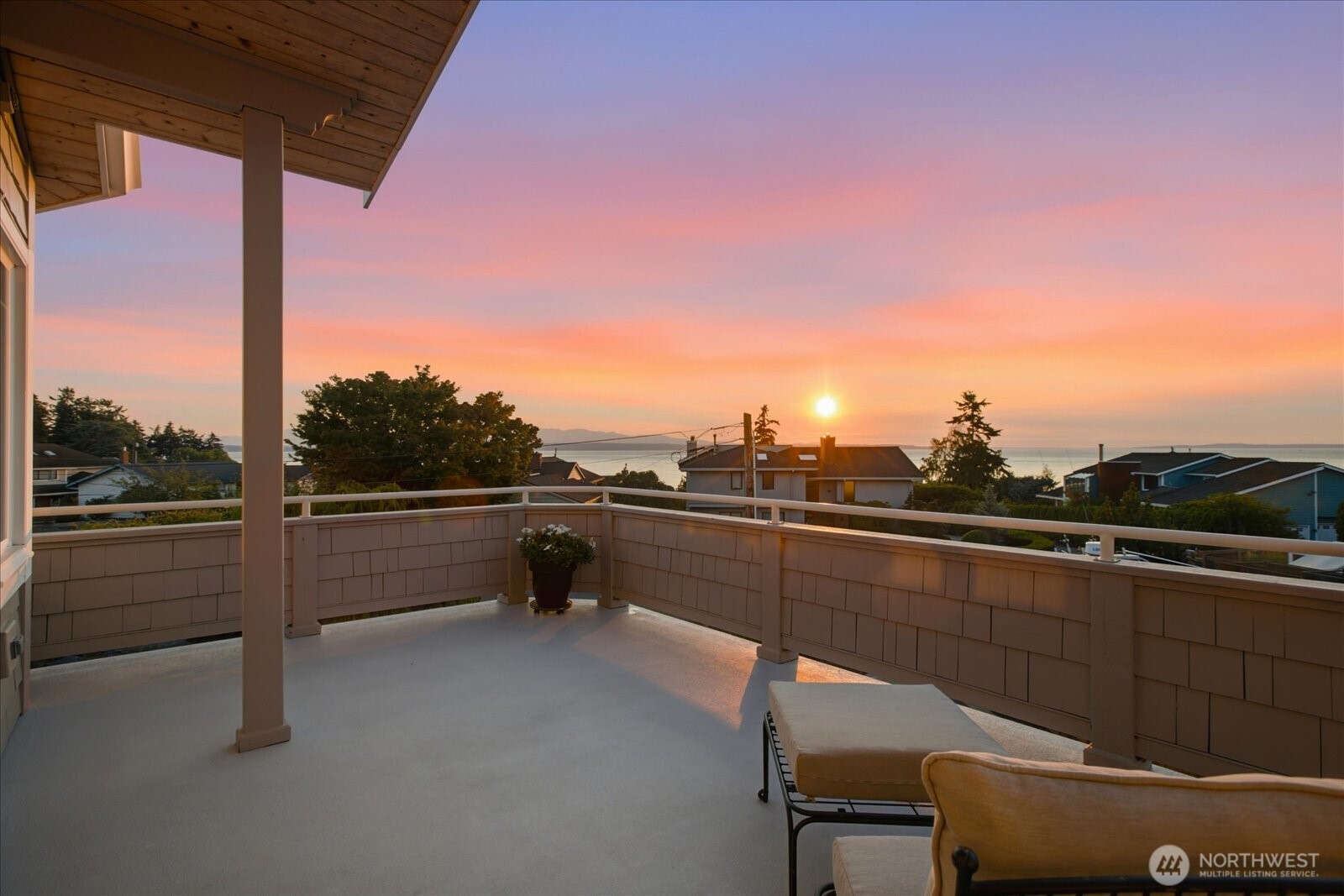 809 Driftwood Place Property Photo 28