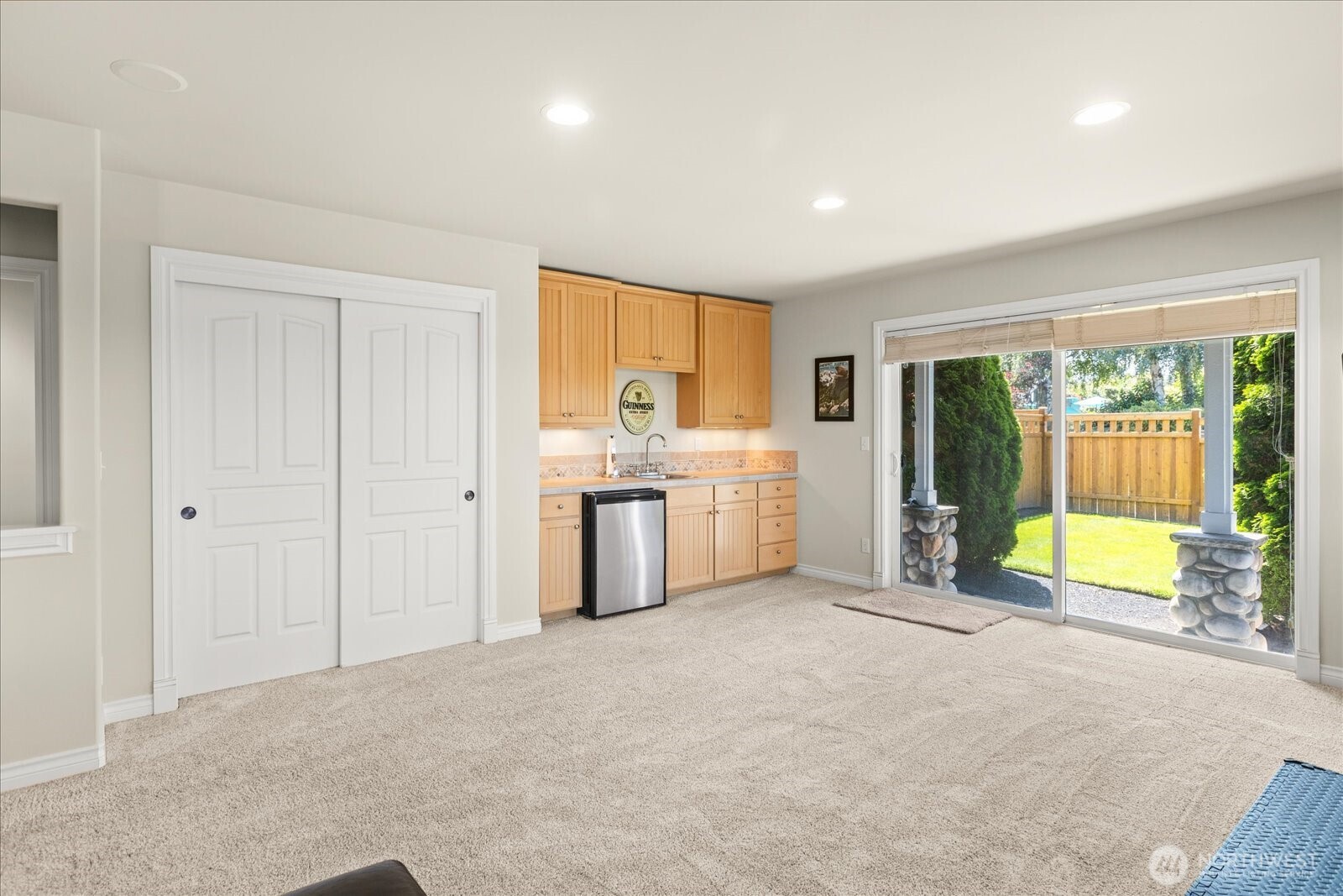 809 Driftwood Place Property Photo 32