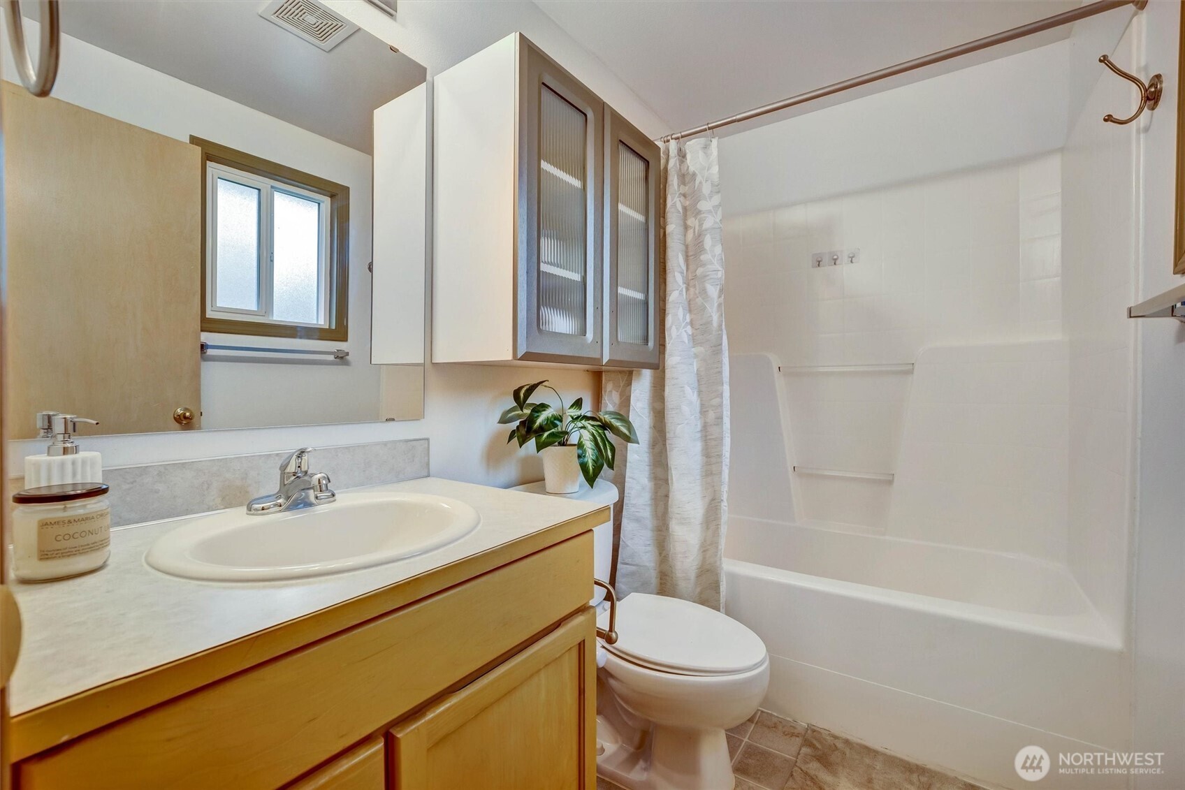 505 Hemming Way Property Photo 16