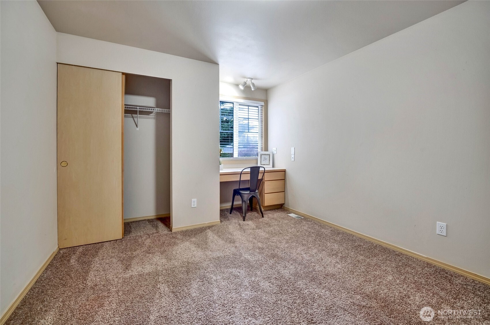 505 Hemming Way Property Photo 17
