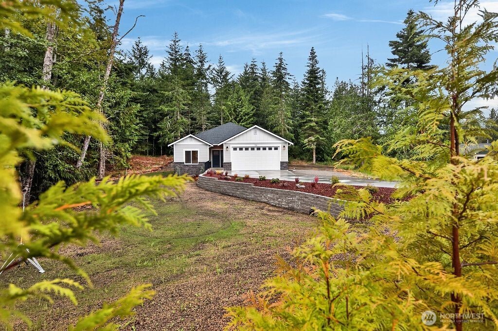 154 Shauna Place Property Photo 2