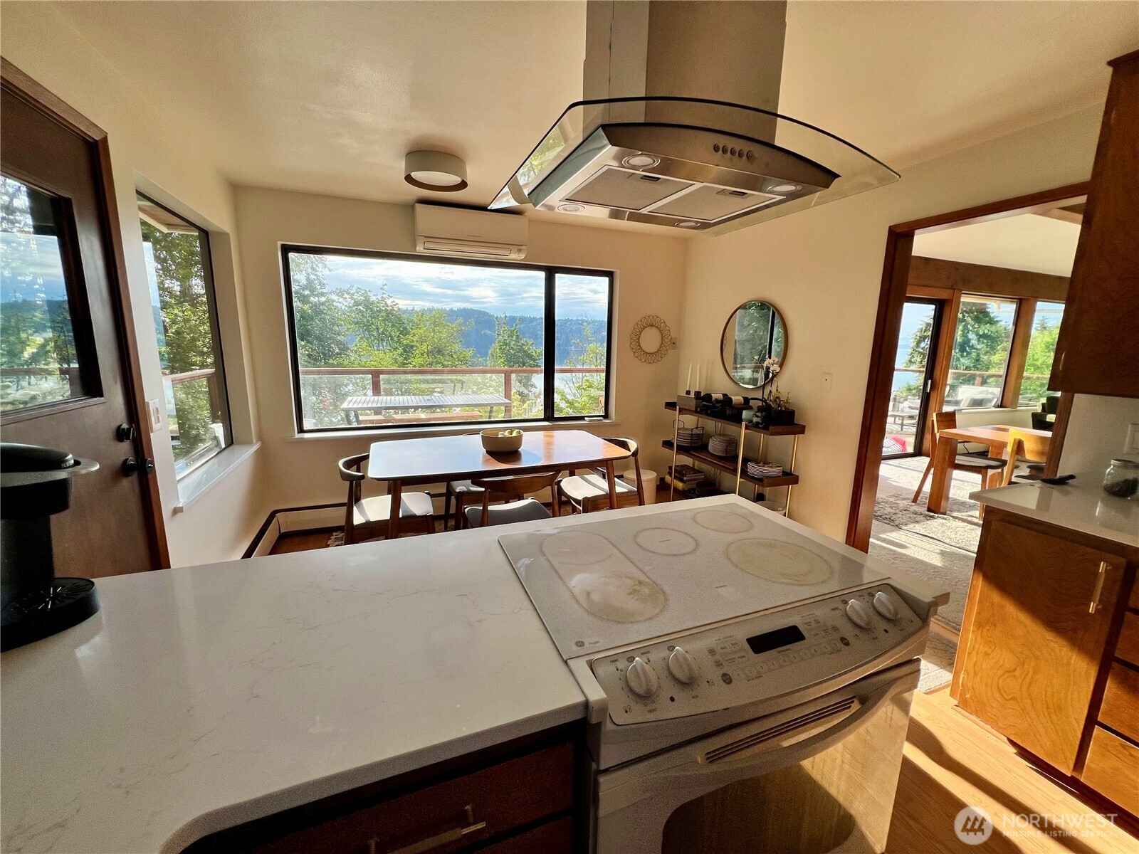 13740 42nd Avenue Property Photo 15