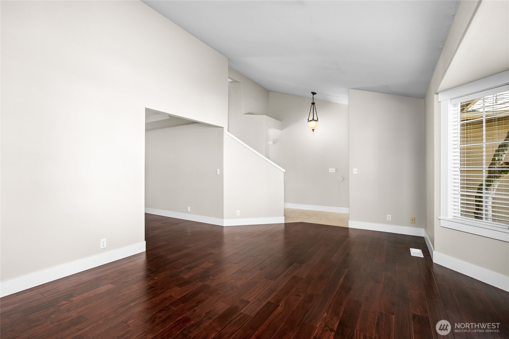 3408 F Avenue Property Photo 5