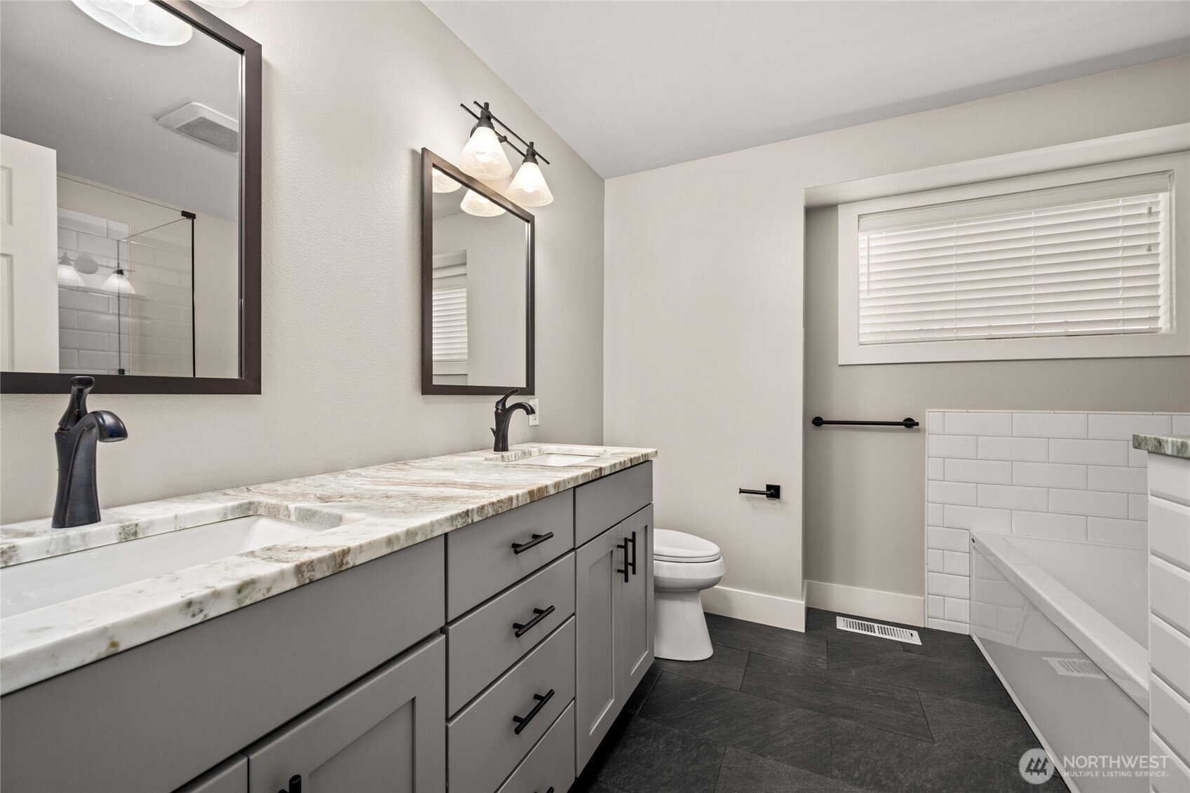 3408 F Avenue Property Photo 20