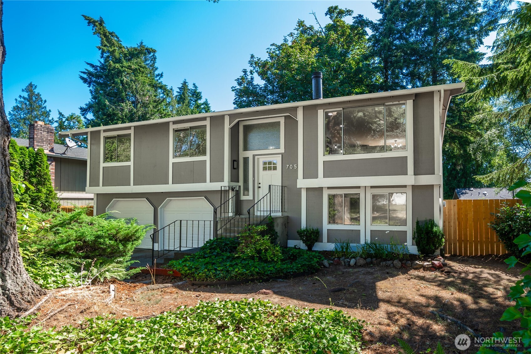7058 Corfu Boulevard Property Photo 1