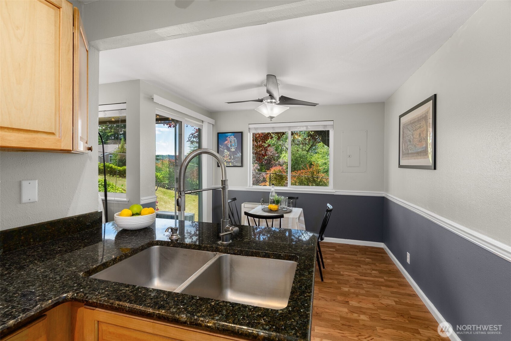 20198 Vikings Crest Loop 8-105 Property Photo 14