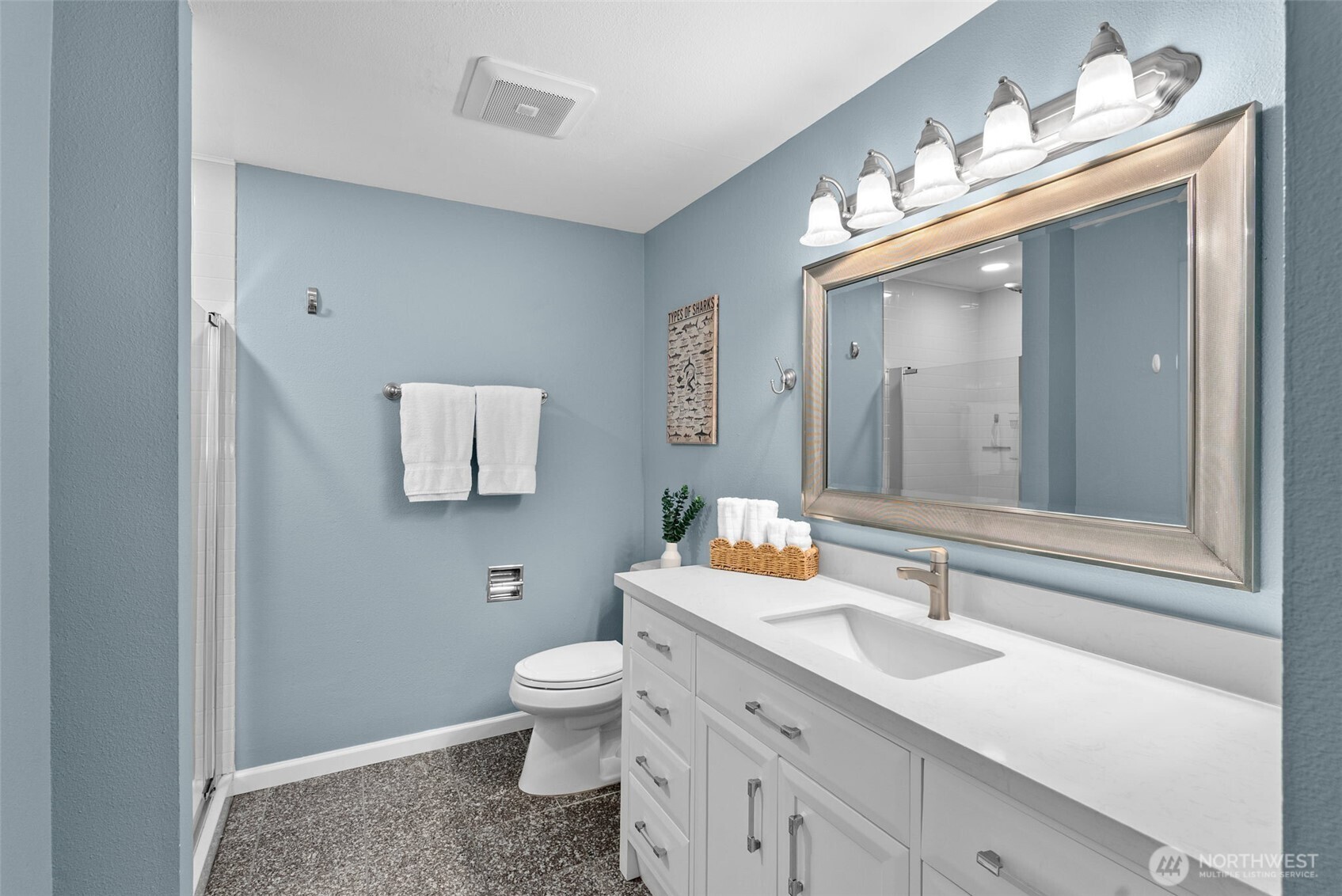 20198 Vikings Crest Loop 8-105 Property Photo 21