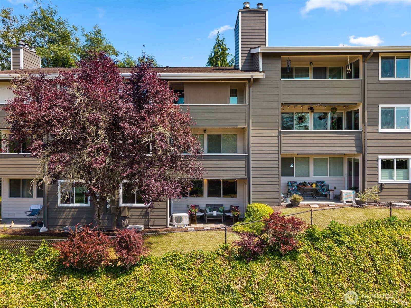 20198 Vikings Crest Loop 8-105 Property Photo 27