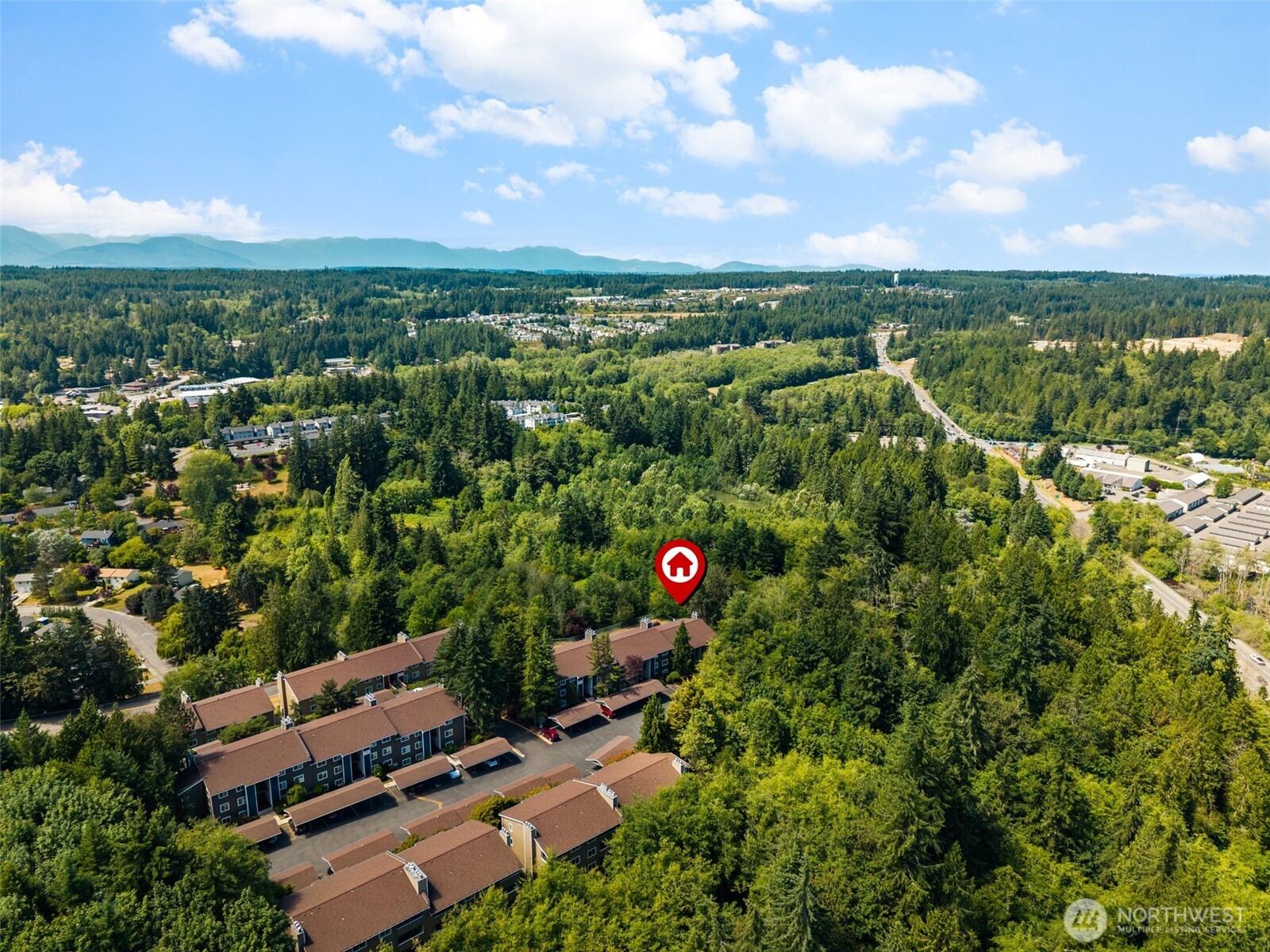 20198 Vikings Crest Loop 8-105 Property Photo 37