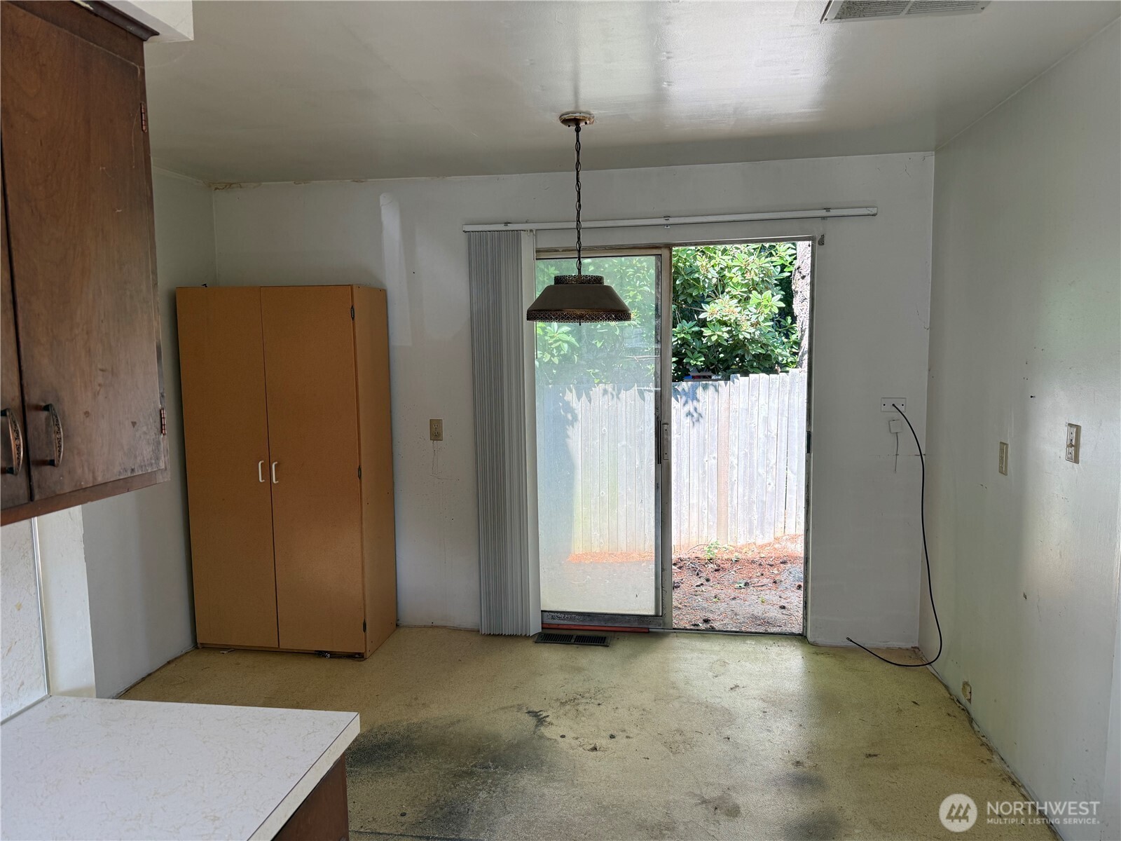 915 Greenleaf Avenue Property Photo 10