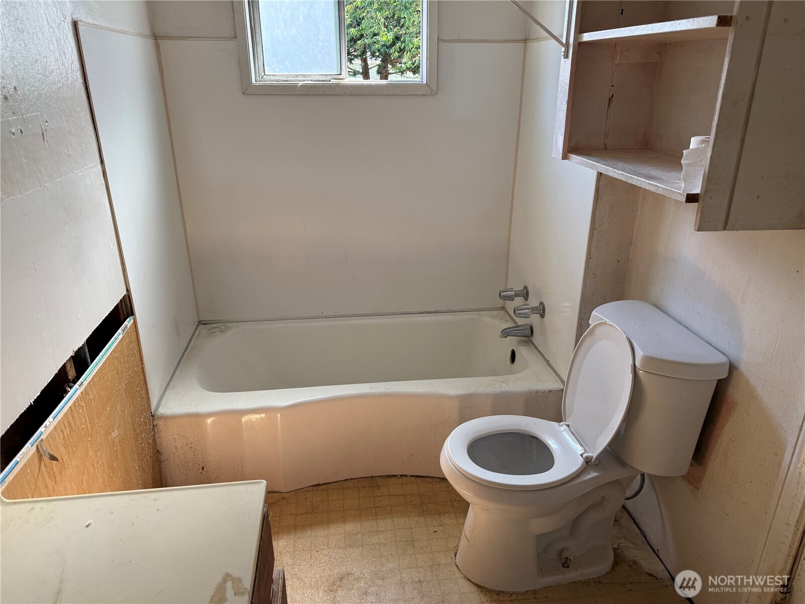 915 Greenleaf Avenue Property Photo 15