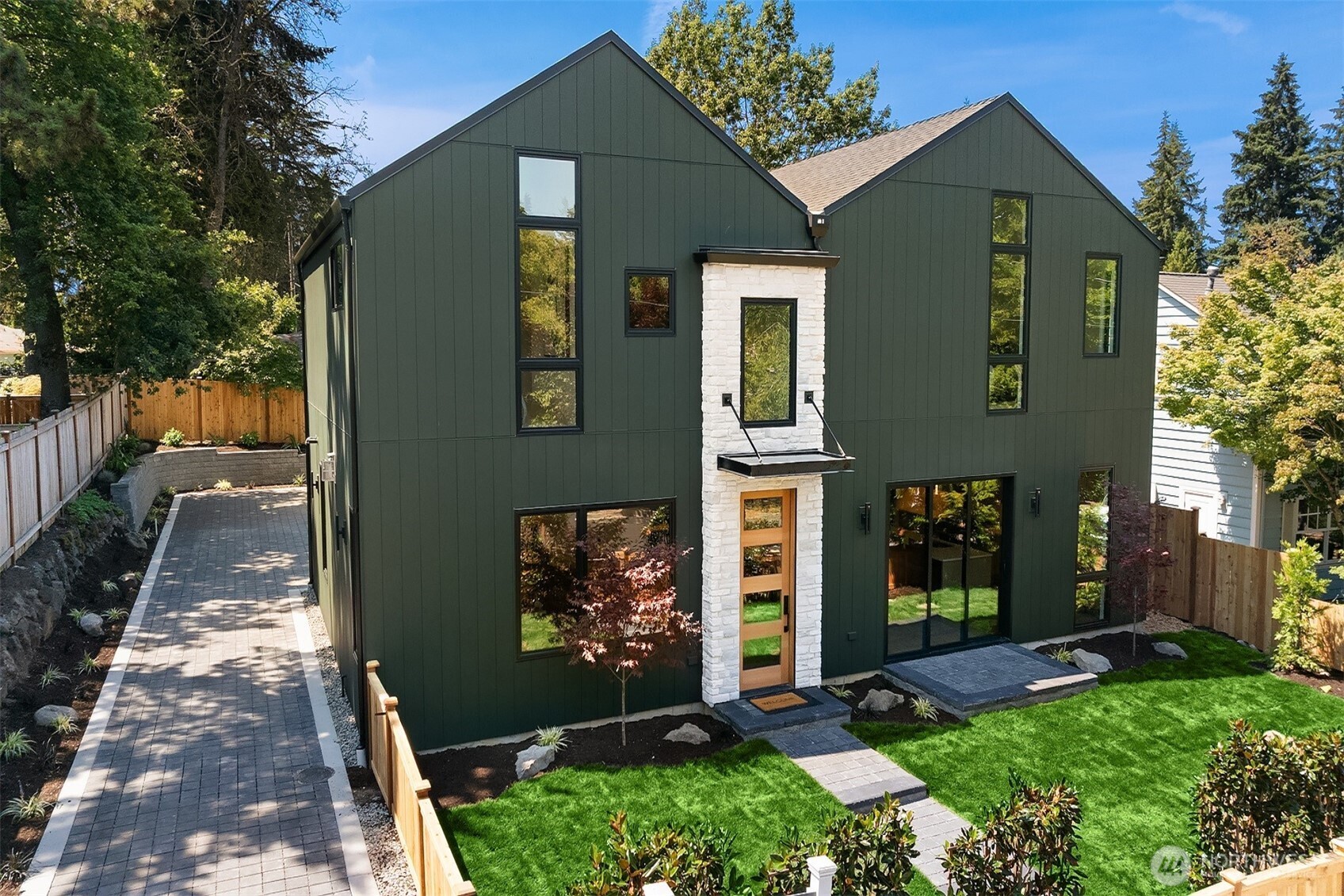 1847 4th Street Property Photo 1