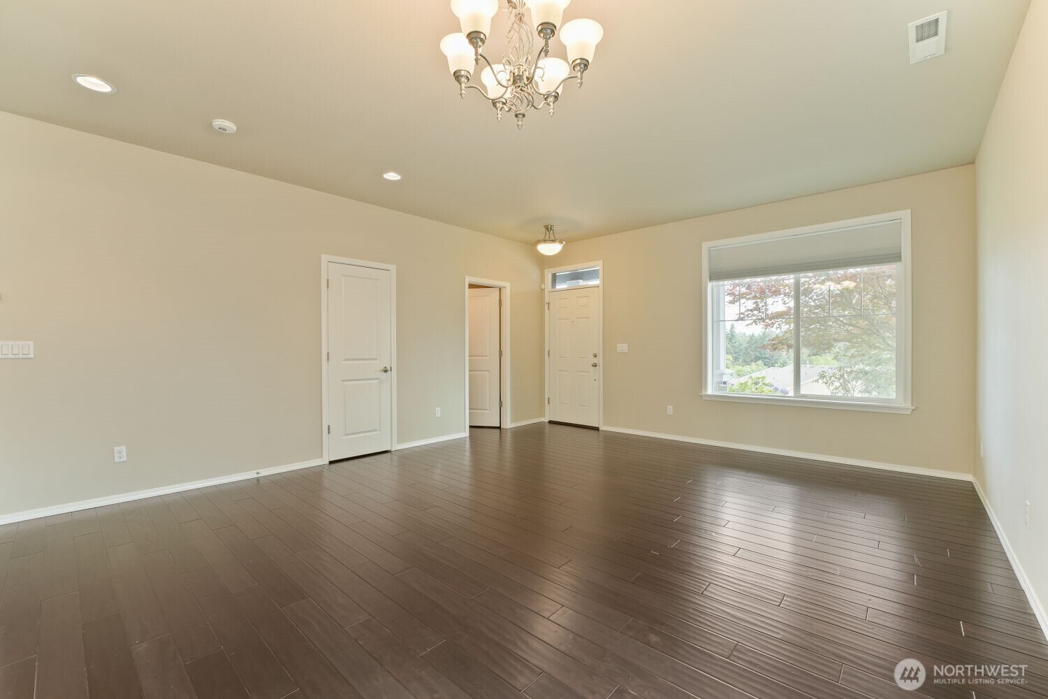 34004 12th Place Property Photo 11