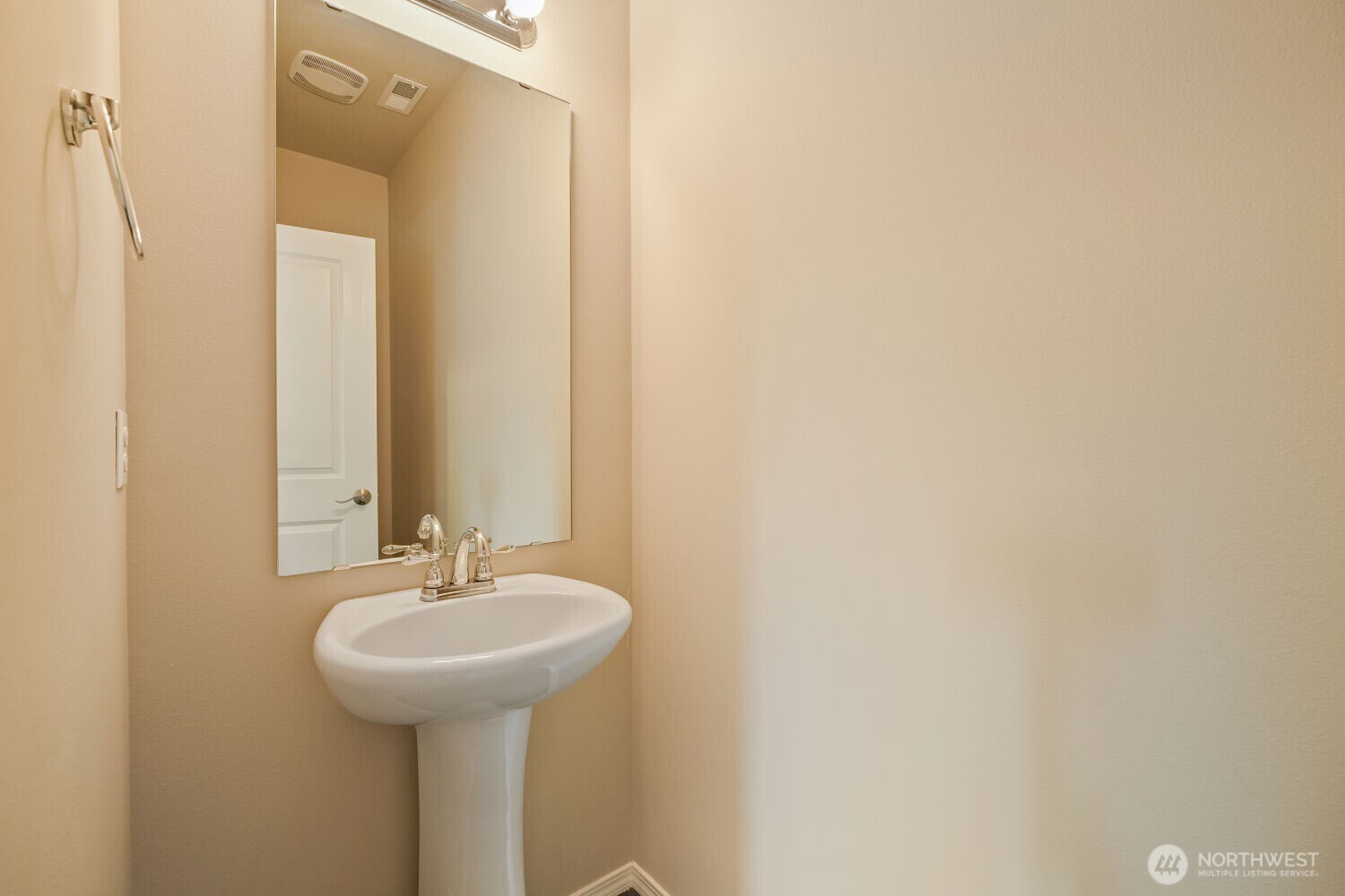 34004 12th Place Property Photo 26