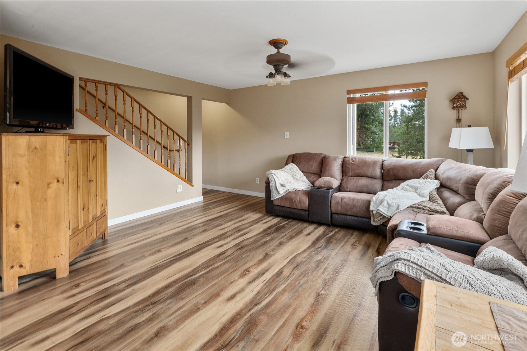 1150 White Road Property Photo 3