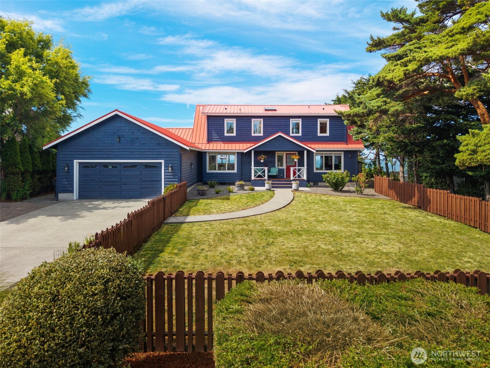 2342 Seaview Drive Property Photo 2