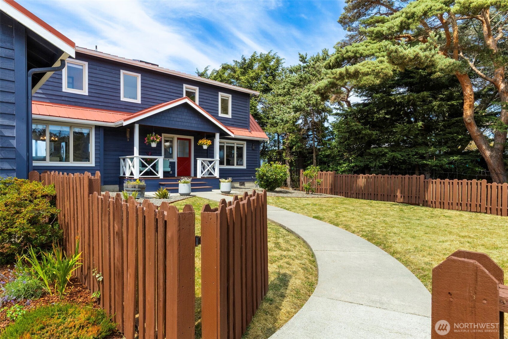 2342 Seaview Drive Property Photo 4