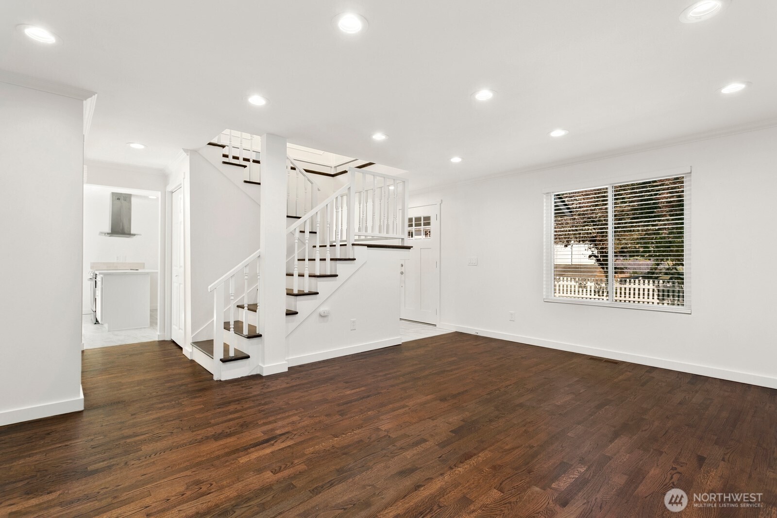 25926 13th Place Property Photo 2