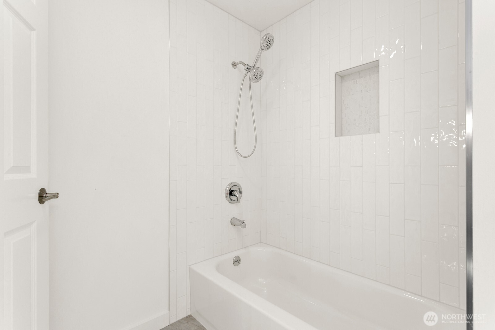 25926 13th Place Property Photo 18