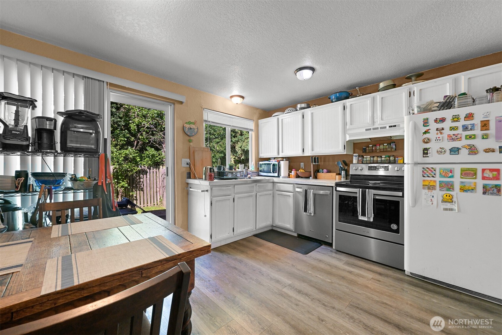 2210 Wilson Avenue Property Photo 3