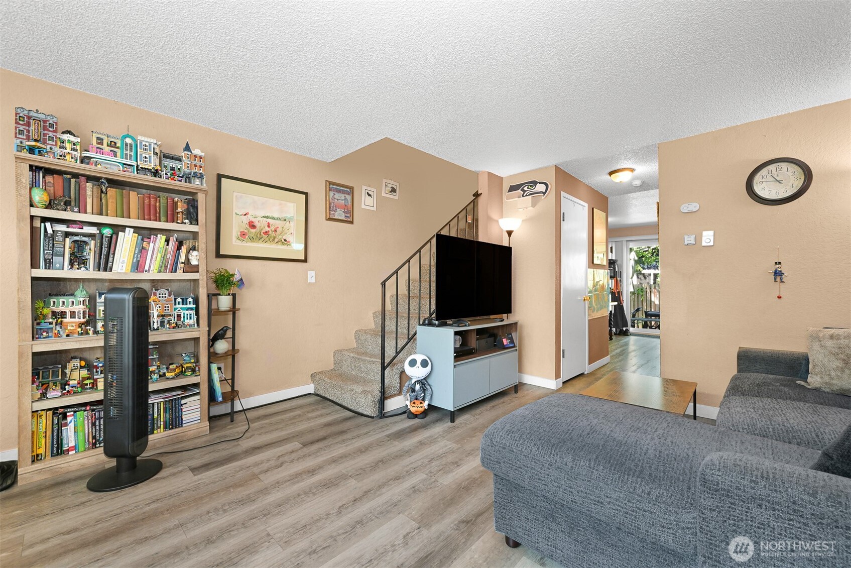 2210 Wilson Avenue Property Photo 6