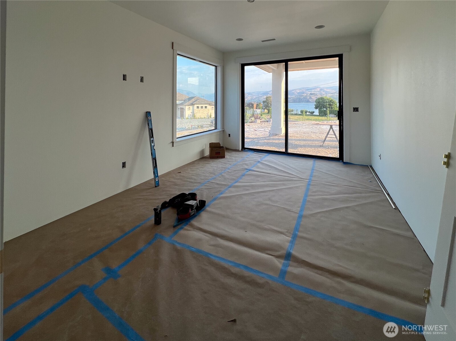 21 Loretta Lane Property Photo 10