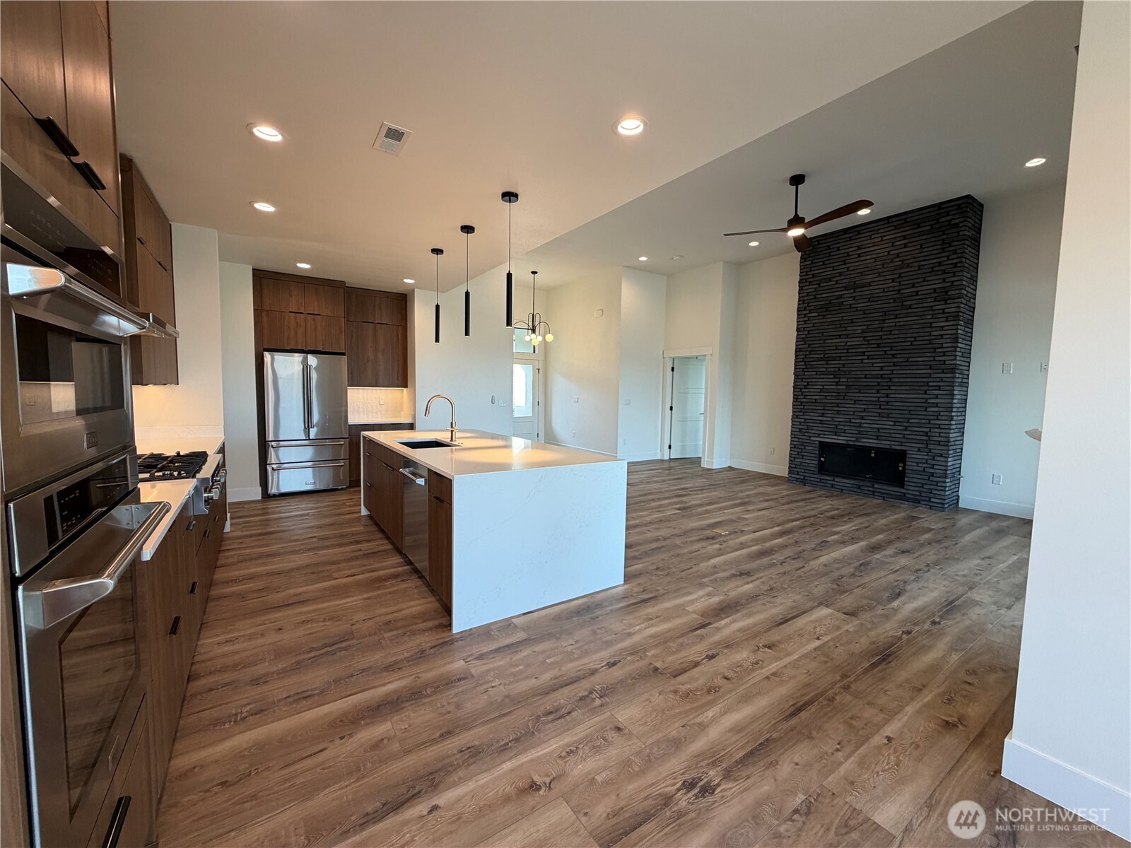 21 Loretta Lane Property Photo 11