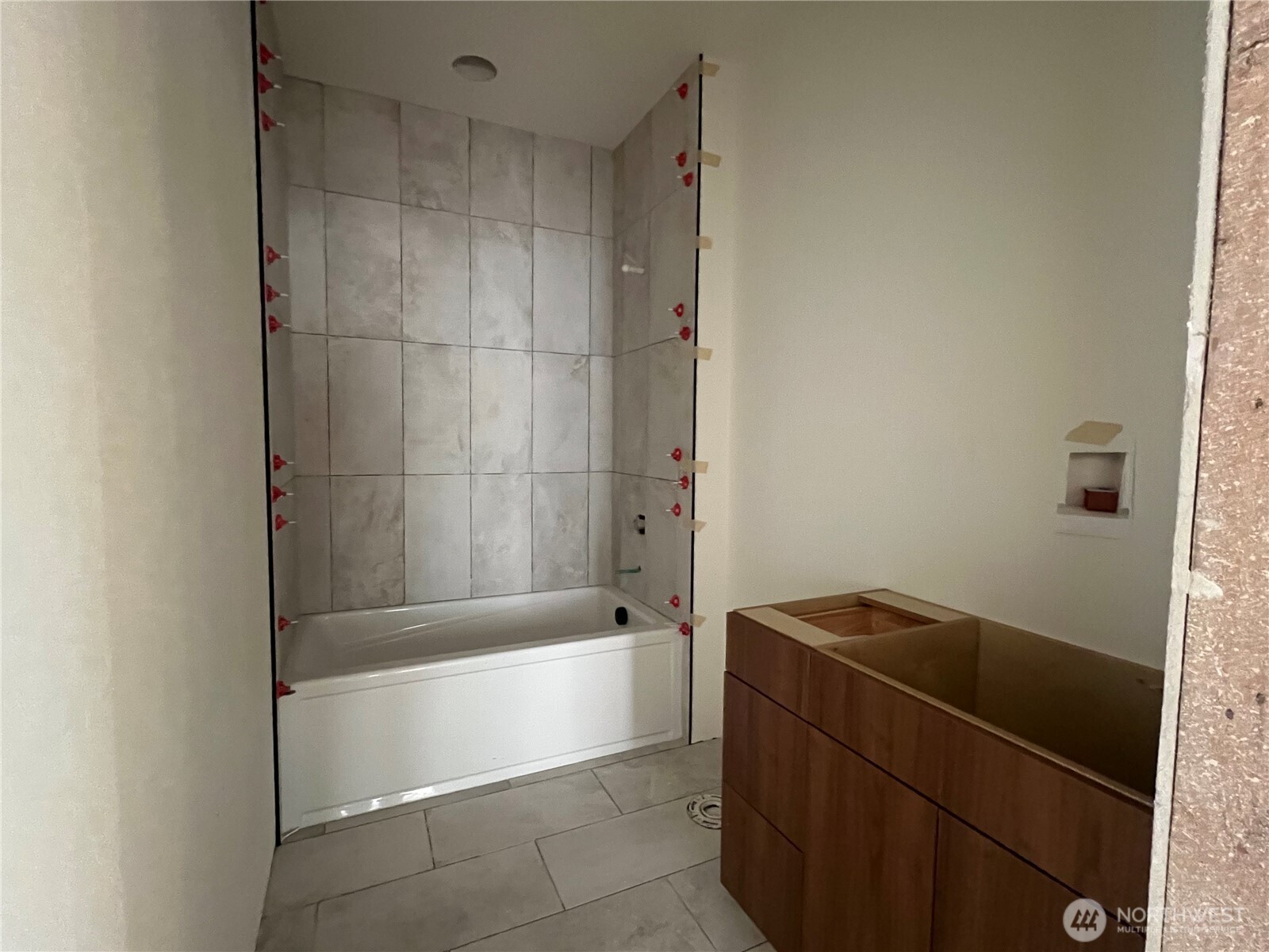 21 Loretta Lane Property Photo 12