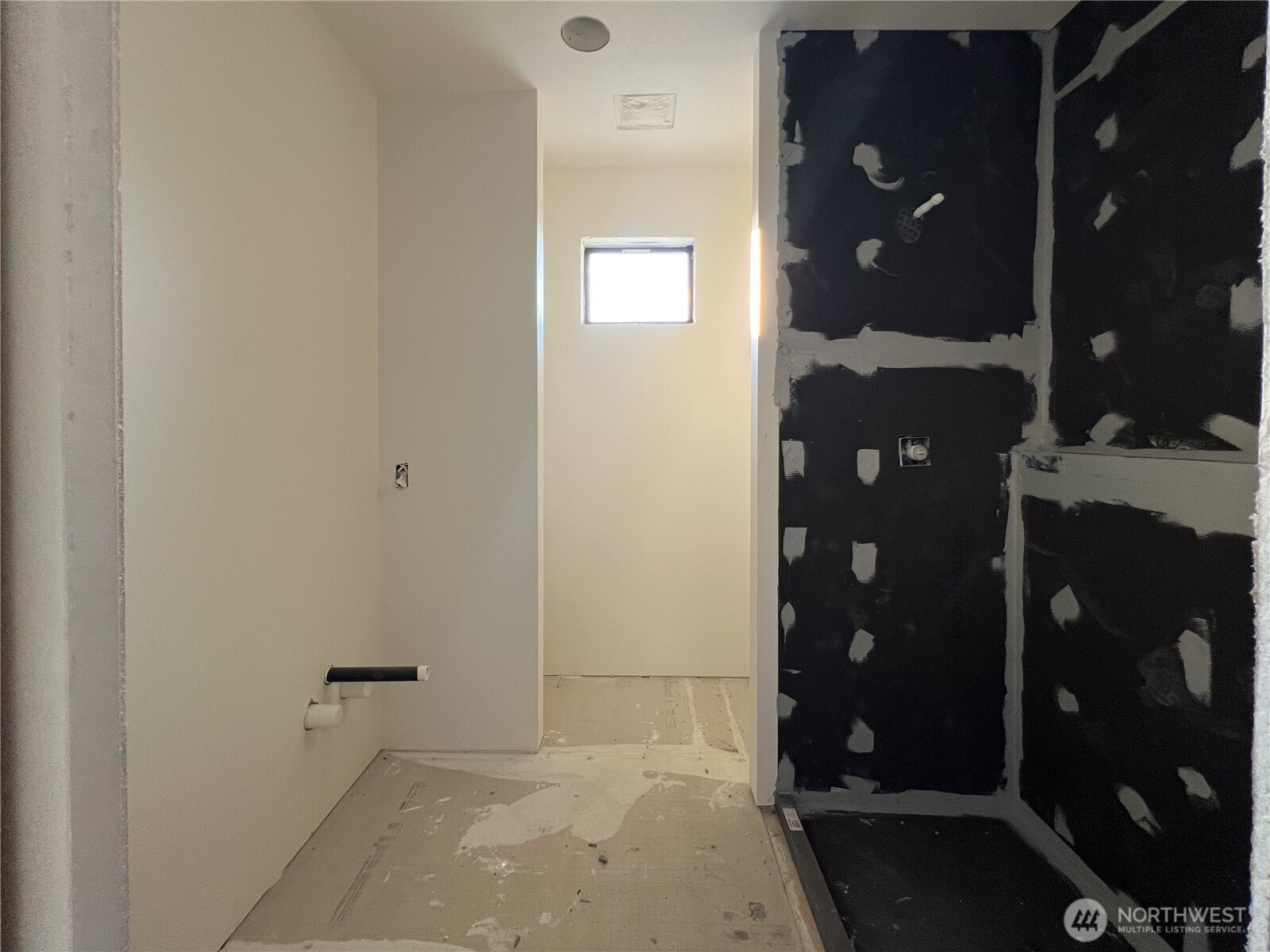 21 Loretta Lane Property Photo 15