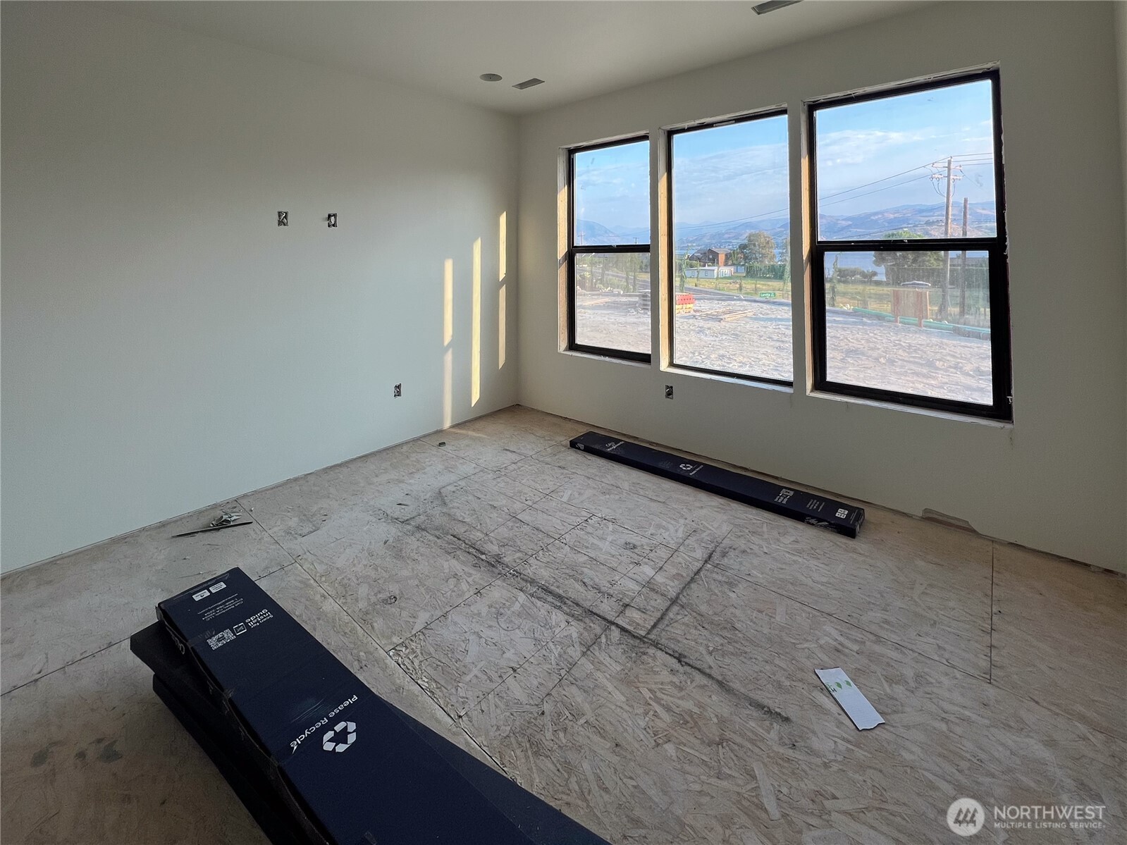 21 Loretta Lane Property Photo 16