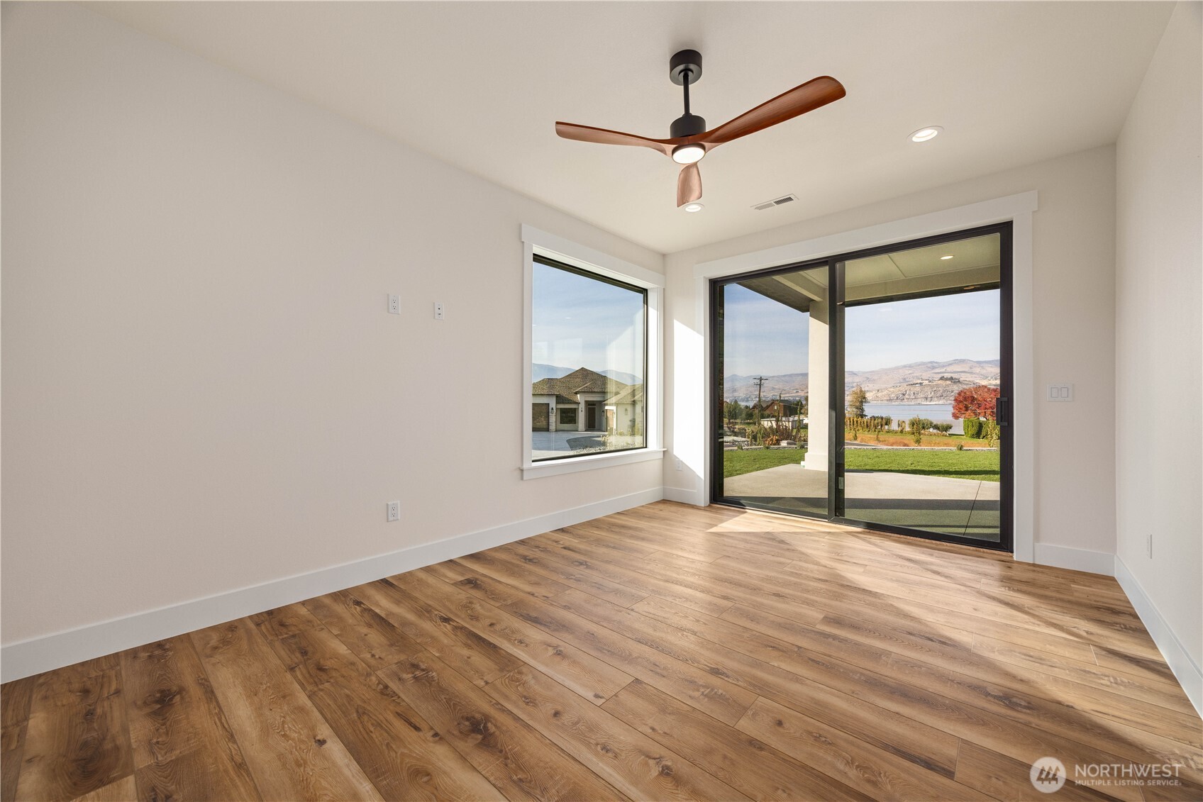 21 Loretta Lane Property Photo 16