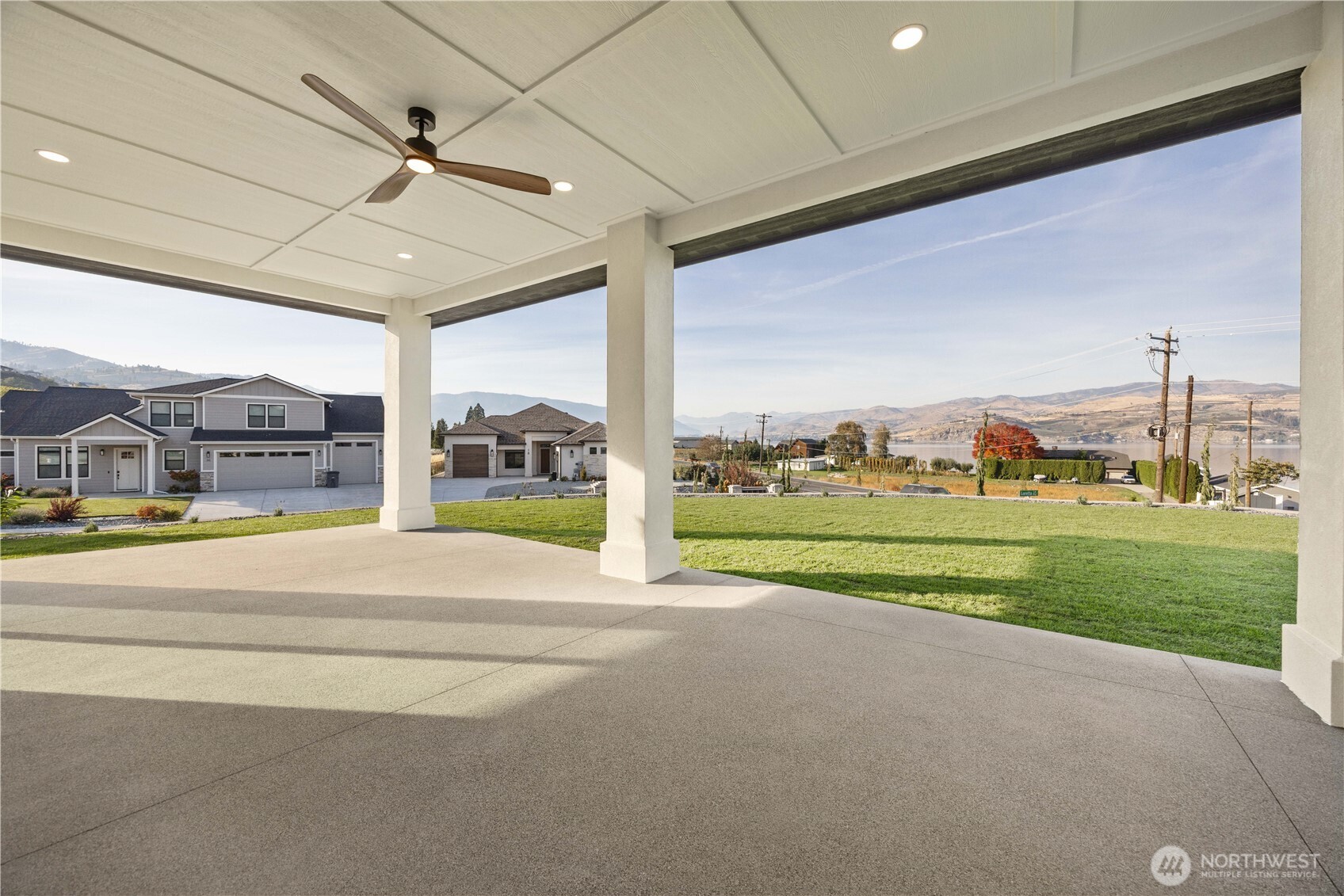 21 Loretta Lane Property Photo 32