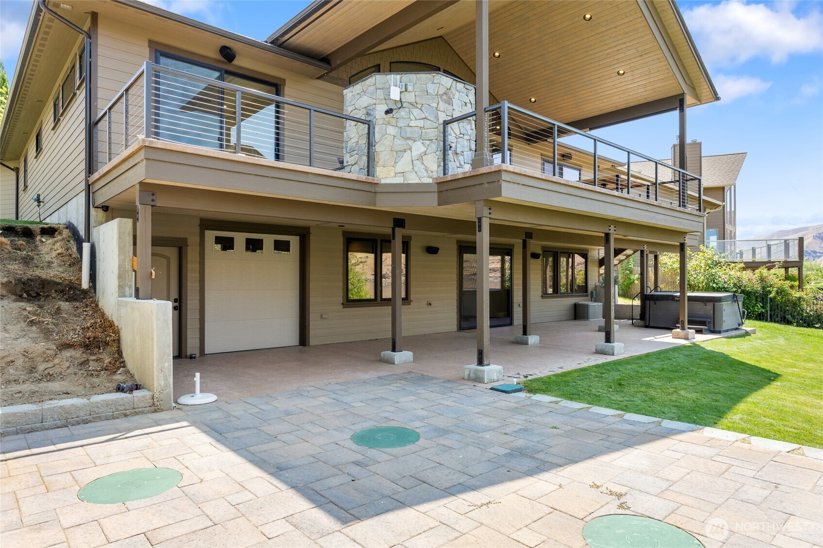 13 Willwood Drive Property Photo 4