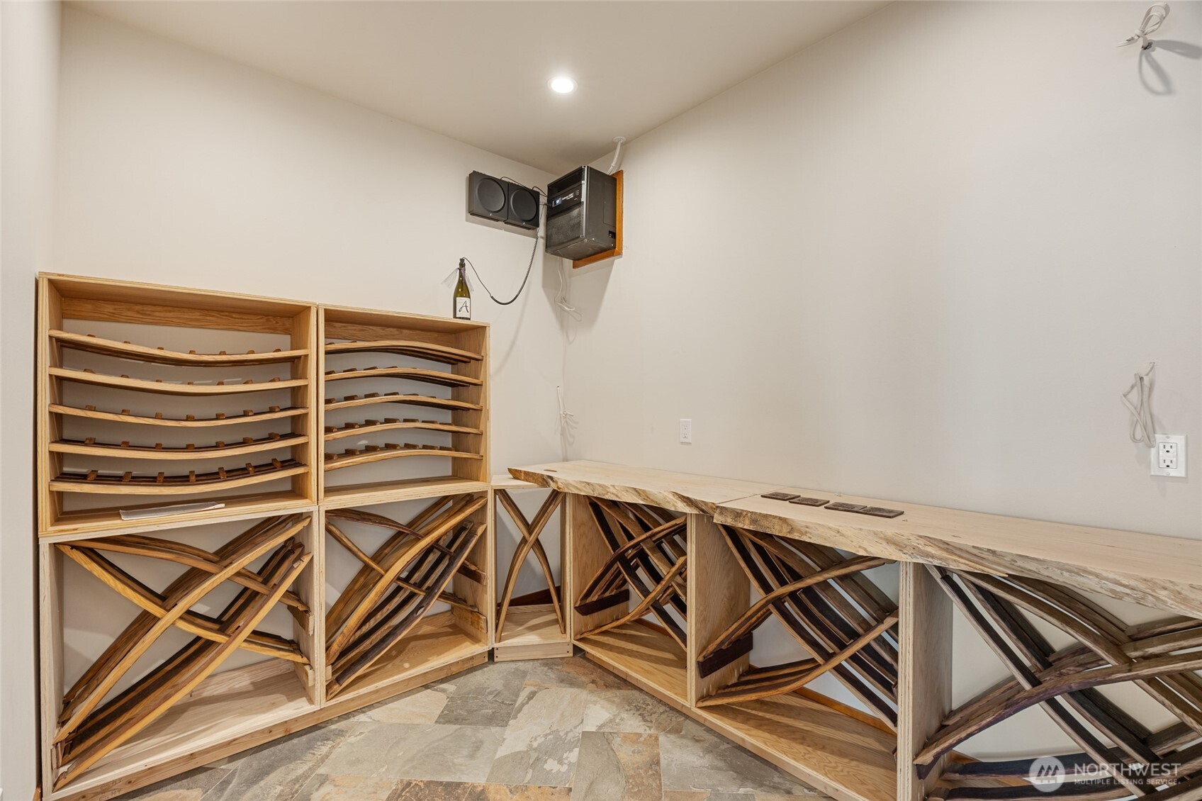 13 Willwood Drive Property Photo 25