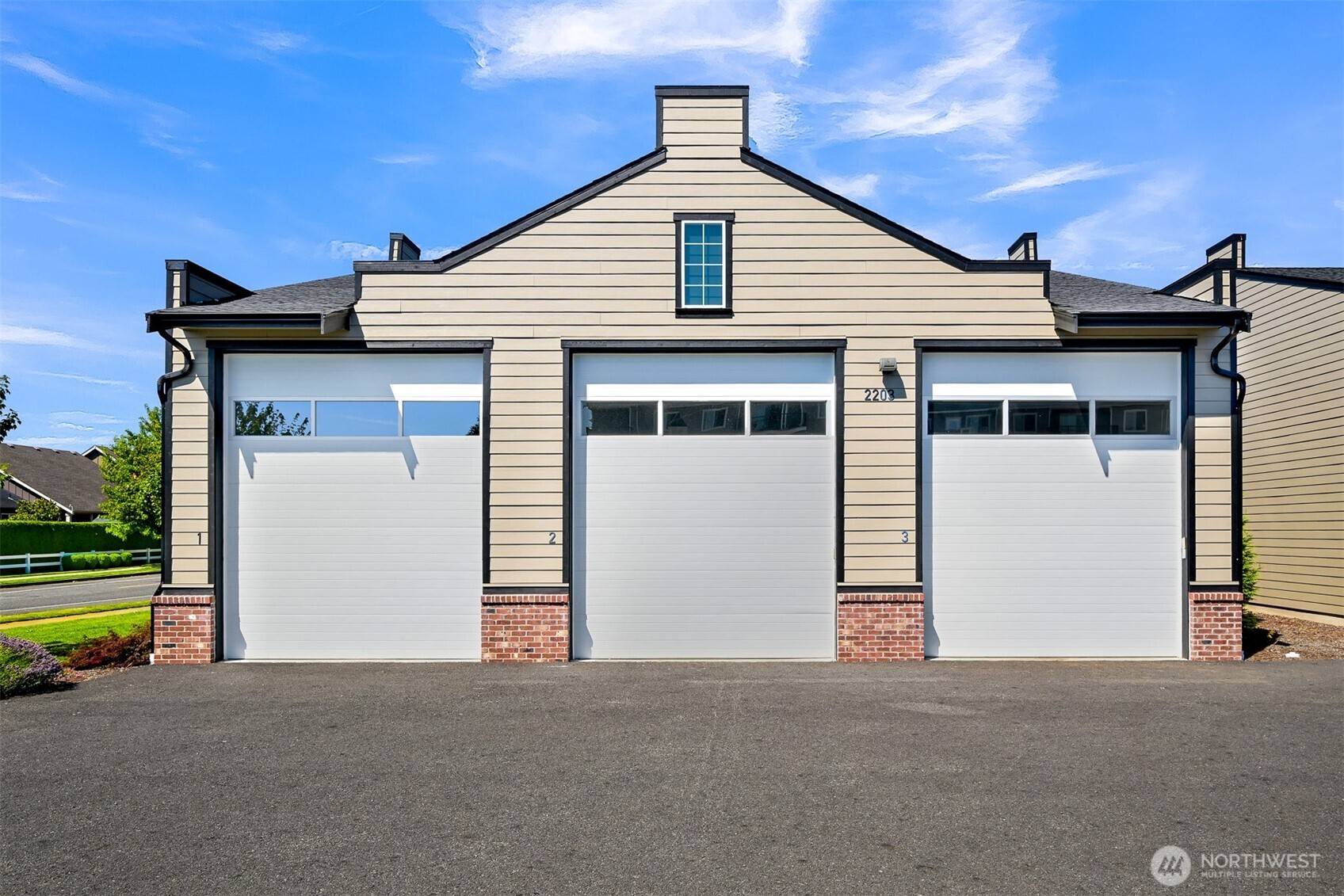 2203 Mercedes Drive 1 Property Photo 2